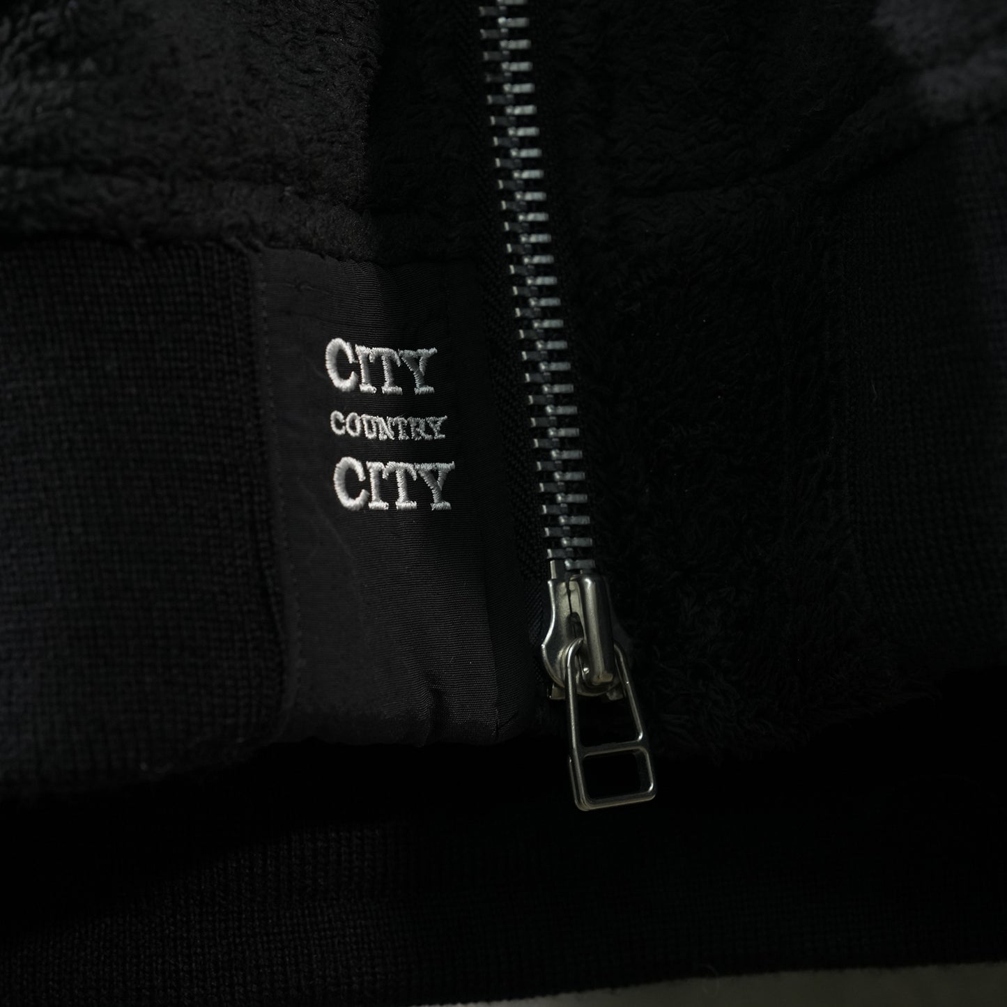 CITY COUNTRY CITY x OLD PARK FLEECE MA-1 / BLACK