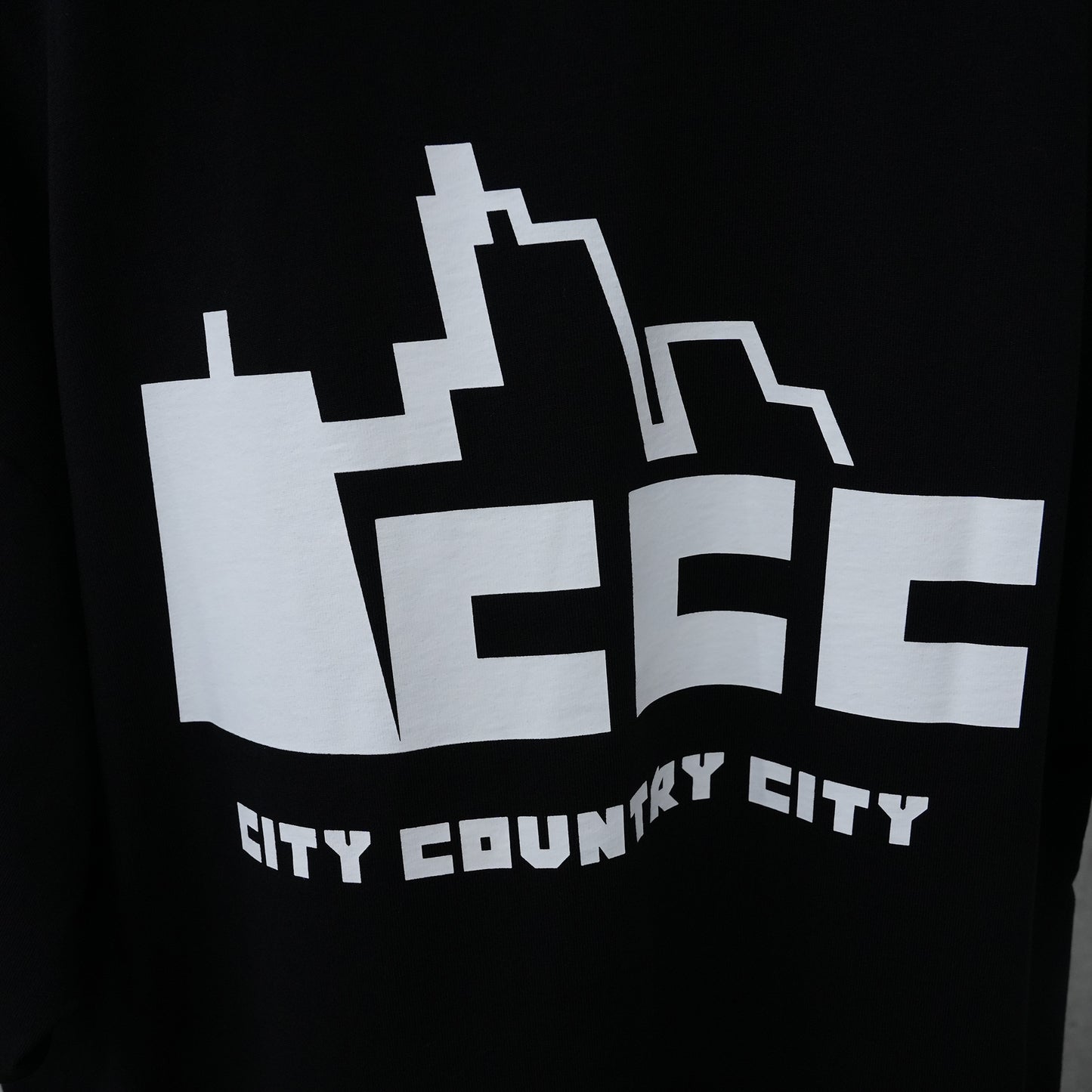 T-SHIRT CITY / BLACK