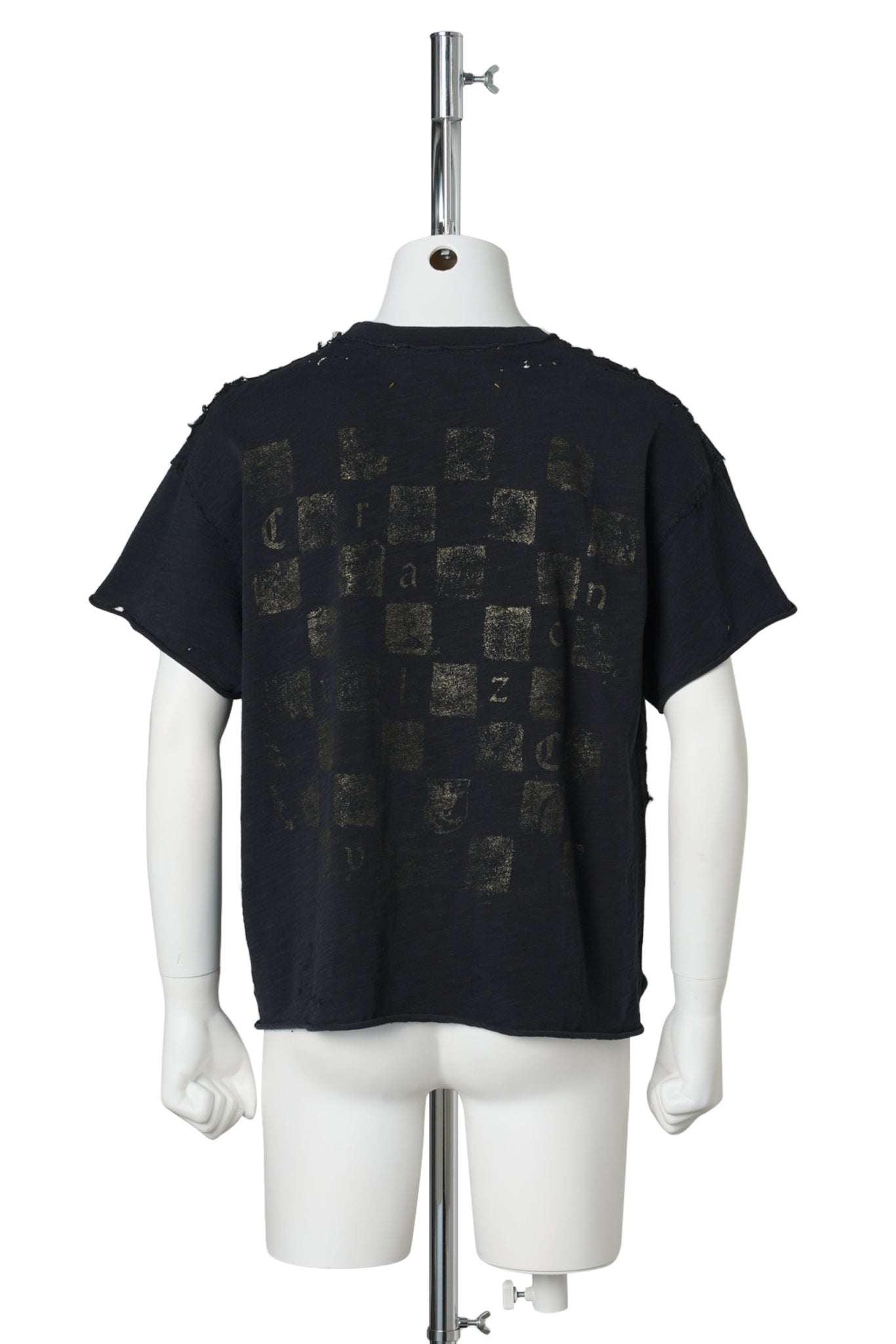 REFLECTIONS IN A BLADE T-SHIRT