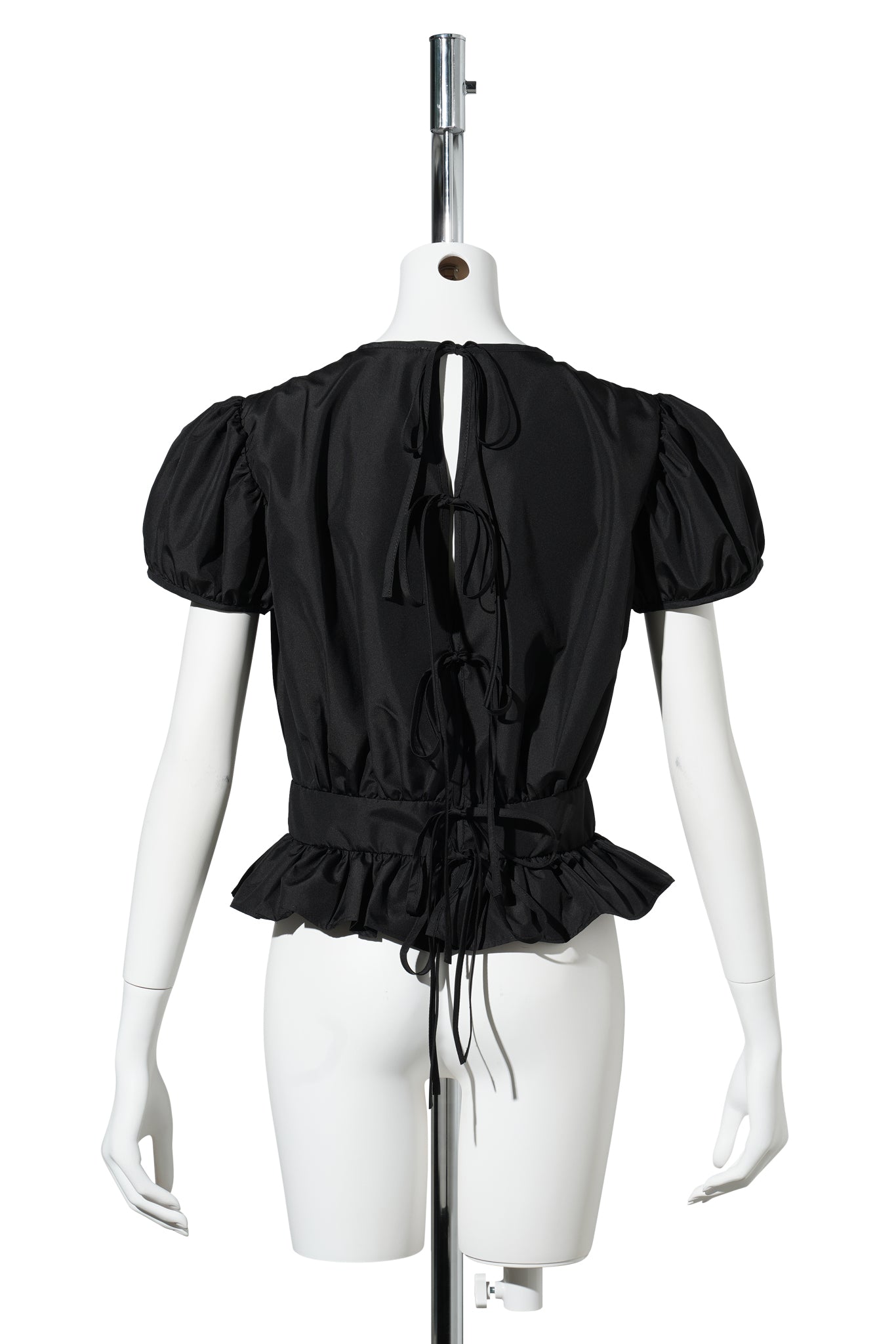 TOP WITH SHORT PUFF SLEEVE AND GATHERING / BLACK
