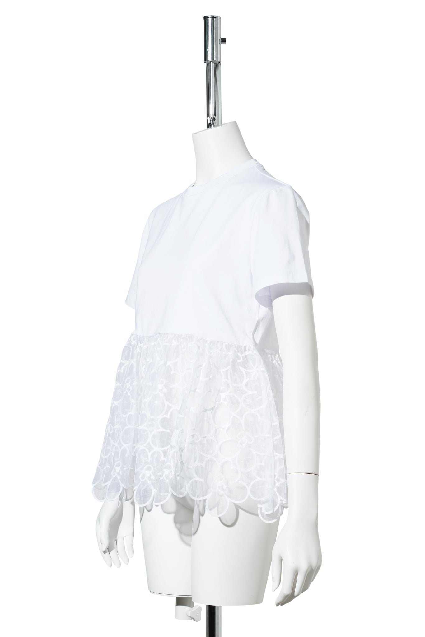 SHORT SLEEVE T-SHIRT WITH EMBROIDERY PEPLUM / WHITE