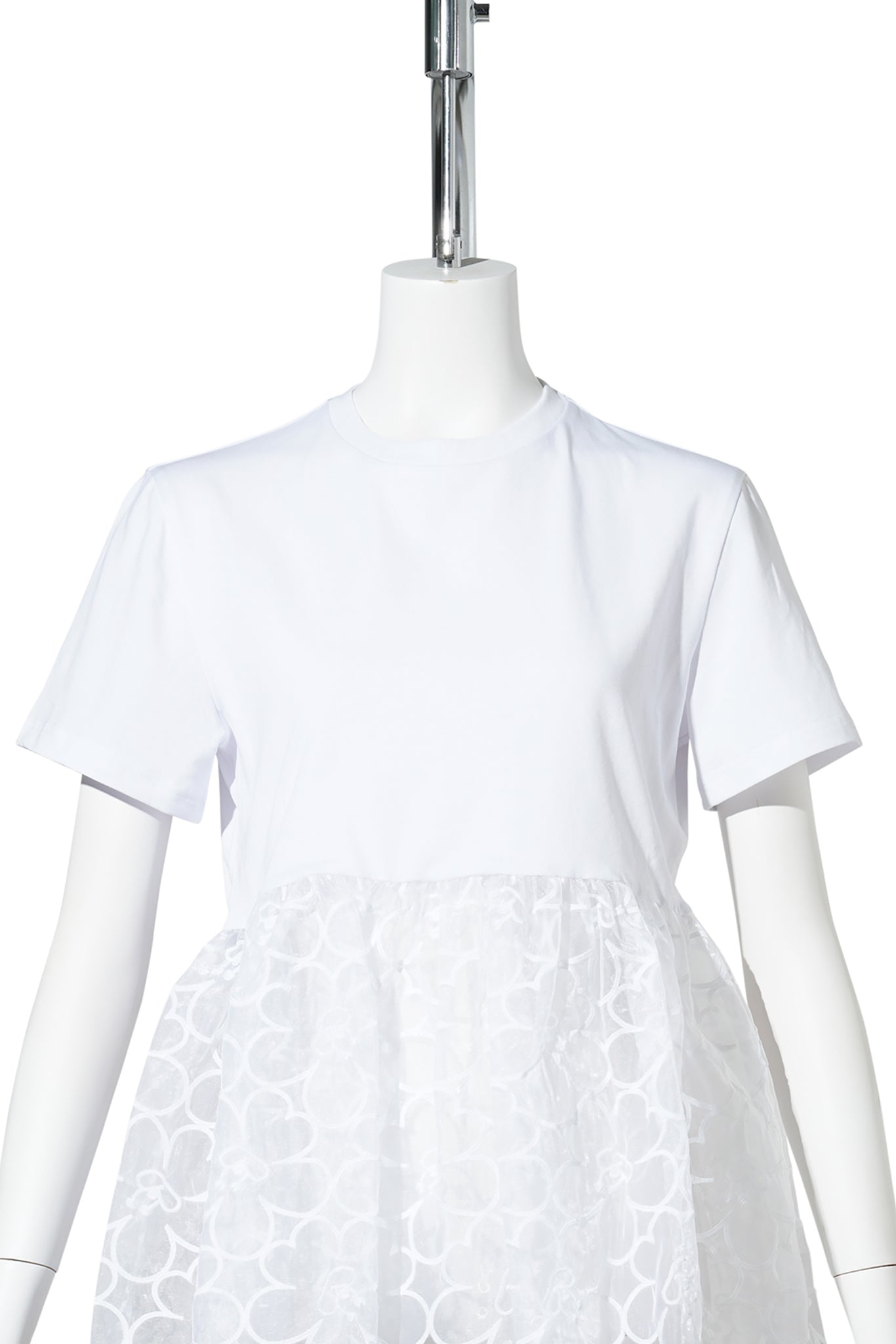 SHORT SLEEVE T-SHIRT WITH EMBROIDERY PEPLUM / WHITE