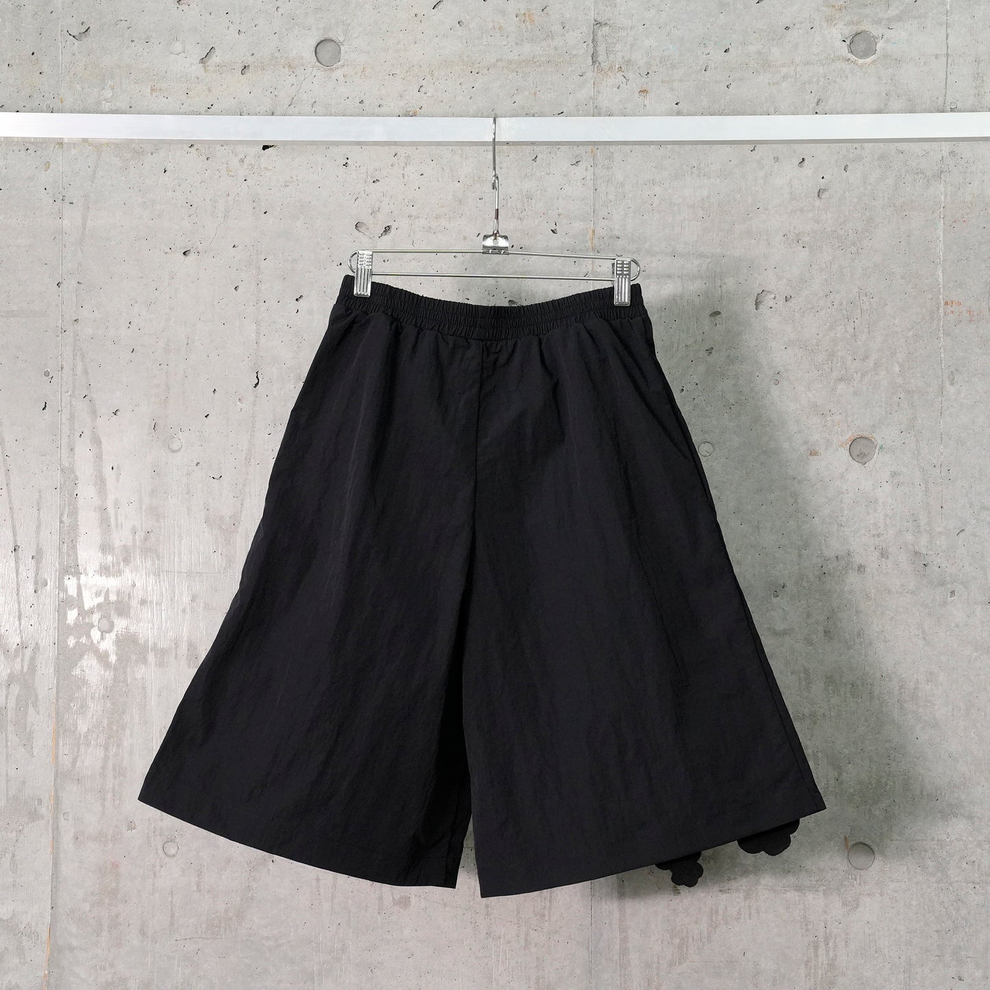 ANGEL SHORTS RECYCLED TAFFETA / BLACK