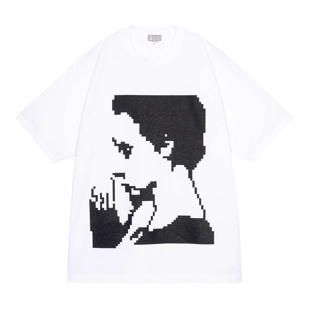 PORTRAY #4 T / WHITE
