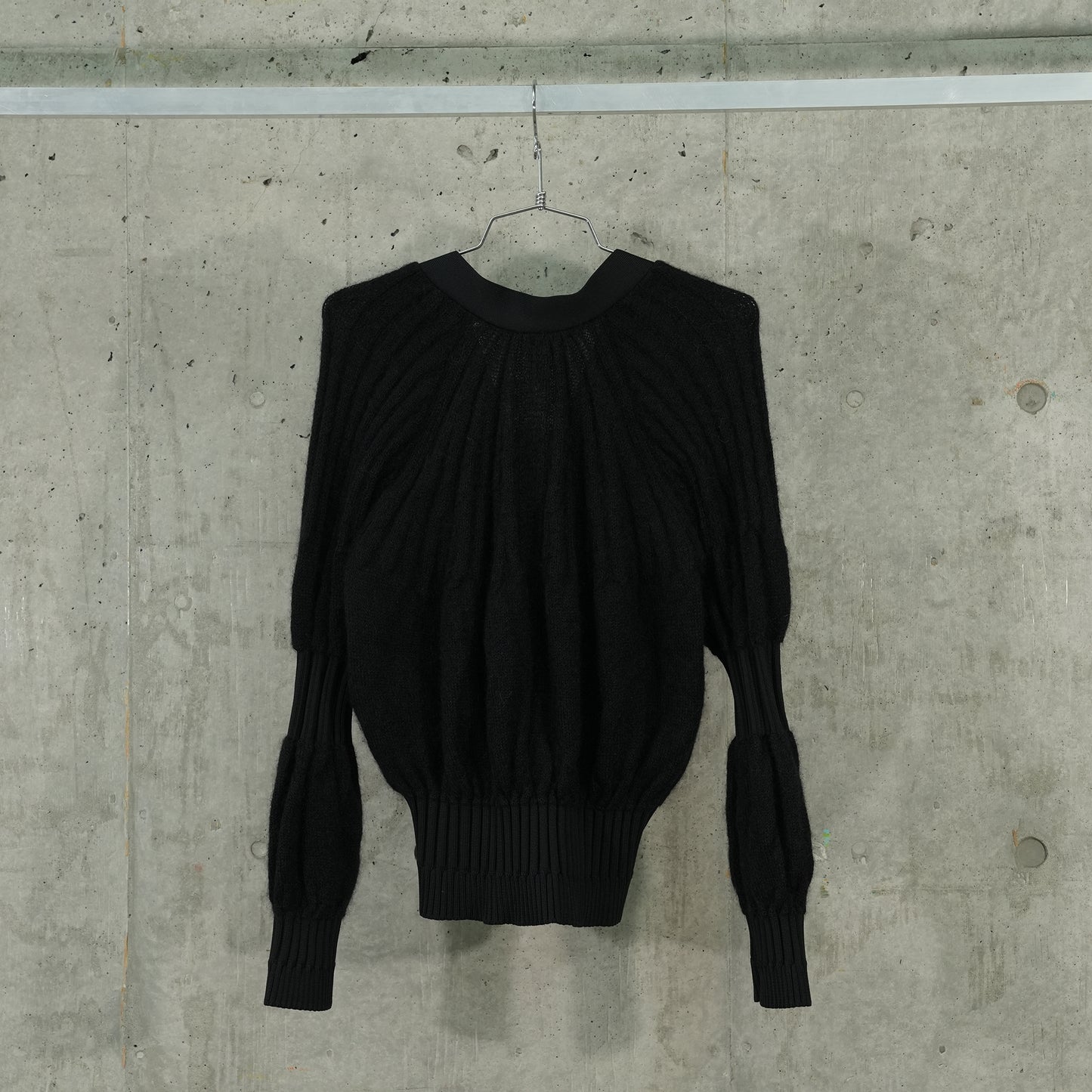 FLUTED MOHAIR CARDIGAN / BLACK