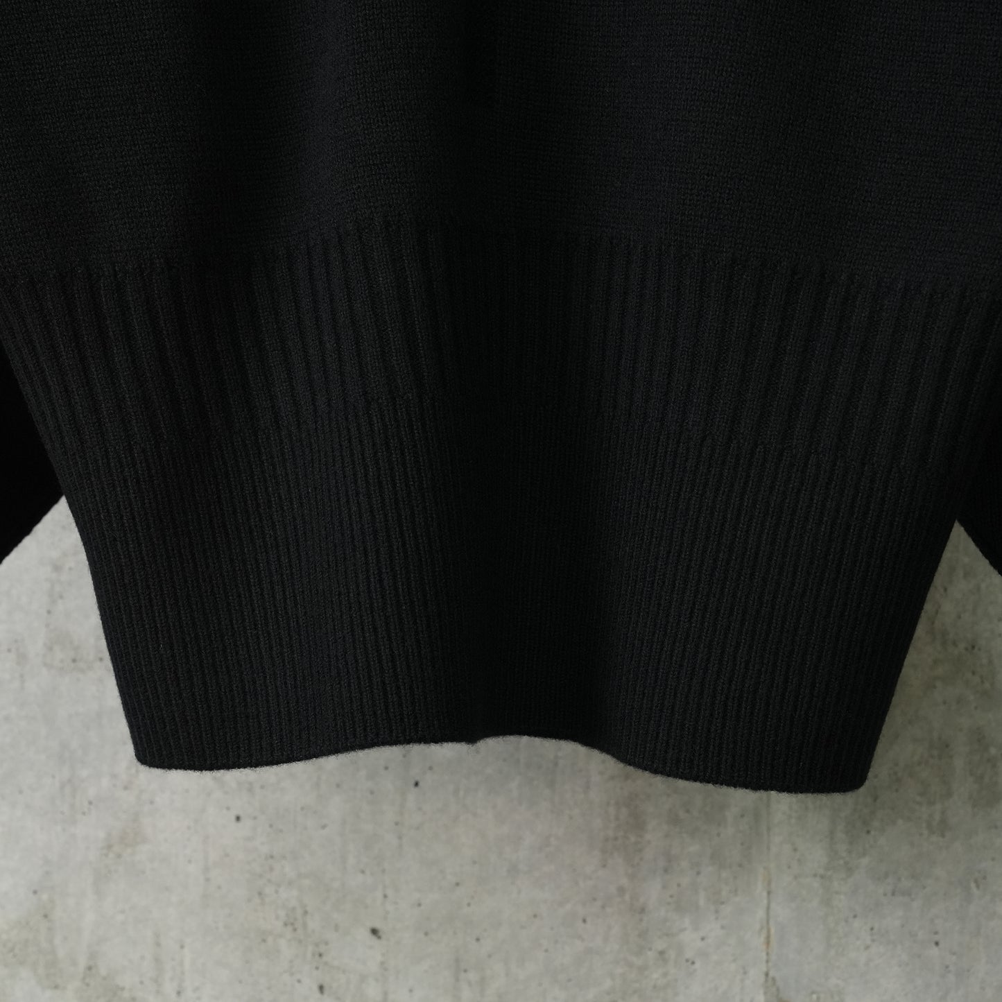 WOOL MILAN CARDIGAN / BLACK