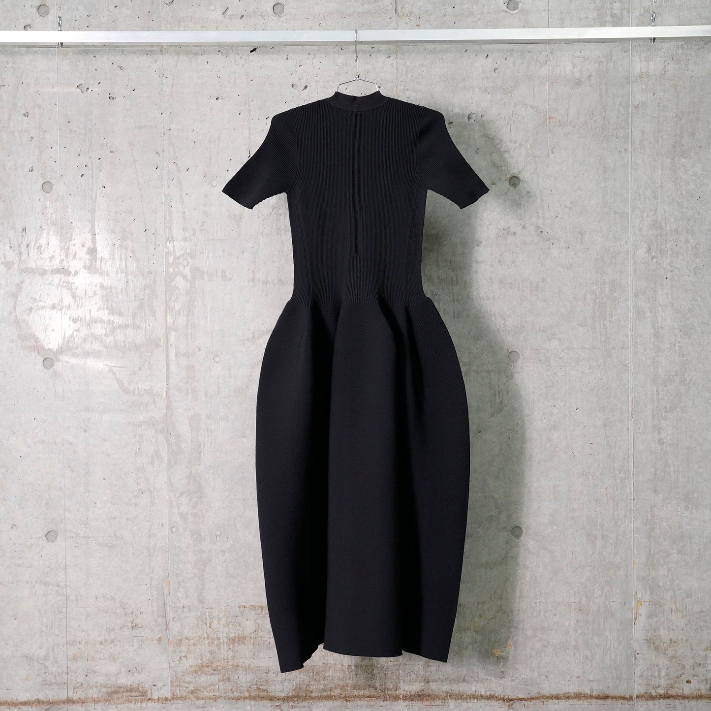 POTTERY SHORT SLEEVE CARDIGAN DRESS / BLACK