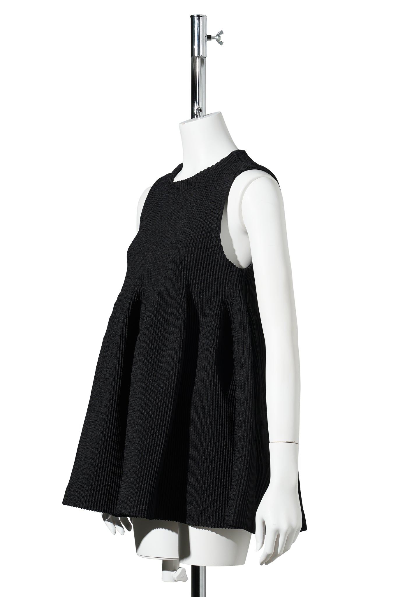 HYPHA-BUST FLARE SLEEVELESS TOP / BLACK