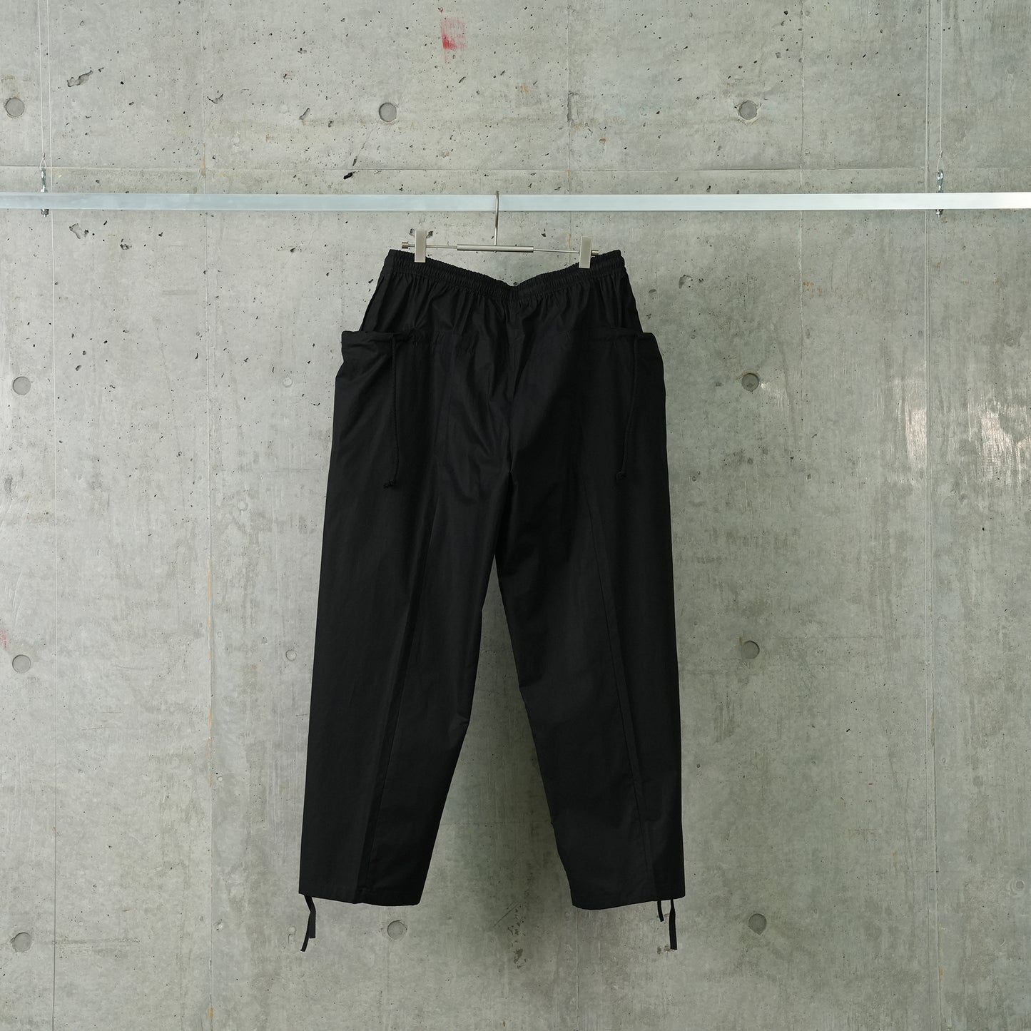 CIRCLE TROUSER / BLACK