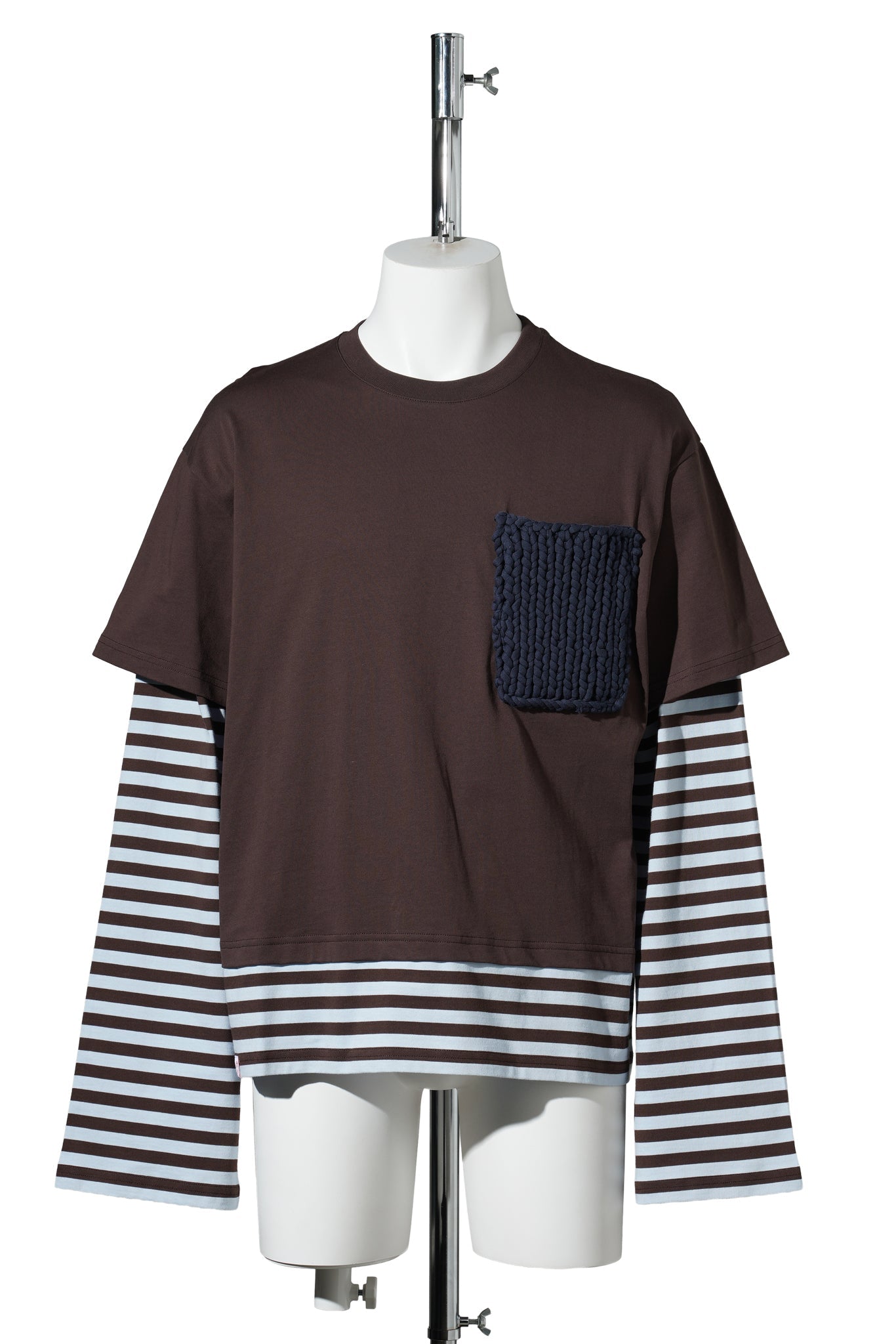 LONG SLEEVE 2-IN-1 TEE WITH KNIT PATCH / BROWN