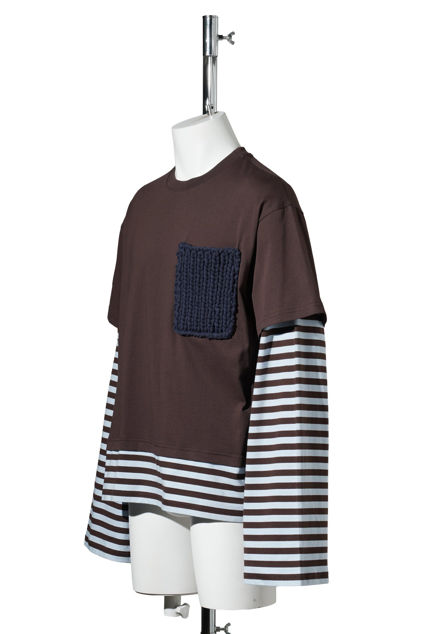 LONG SLEEVE 2-IN-1 TEE WITH KNIT PATCH / BROWN