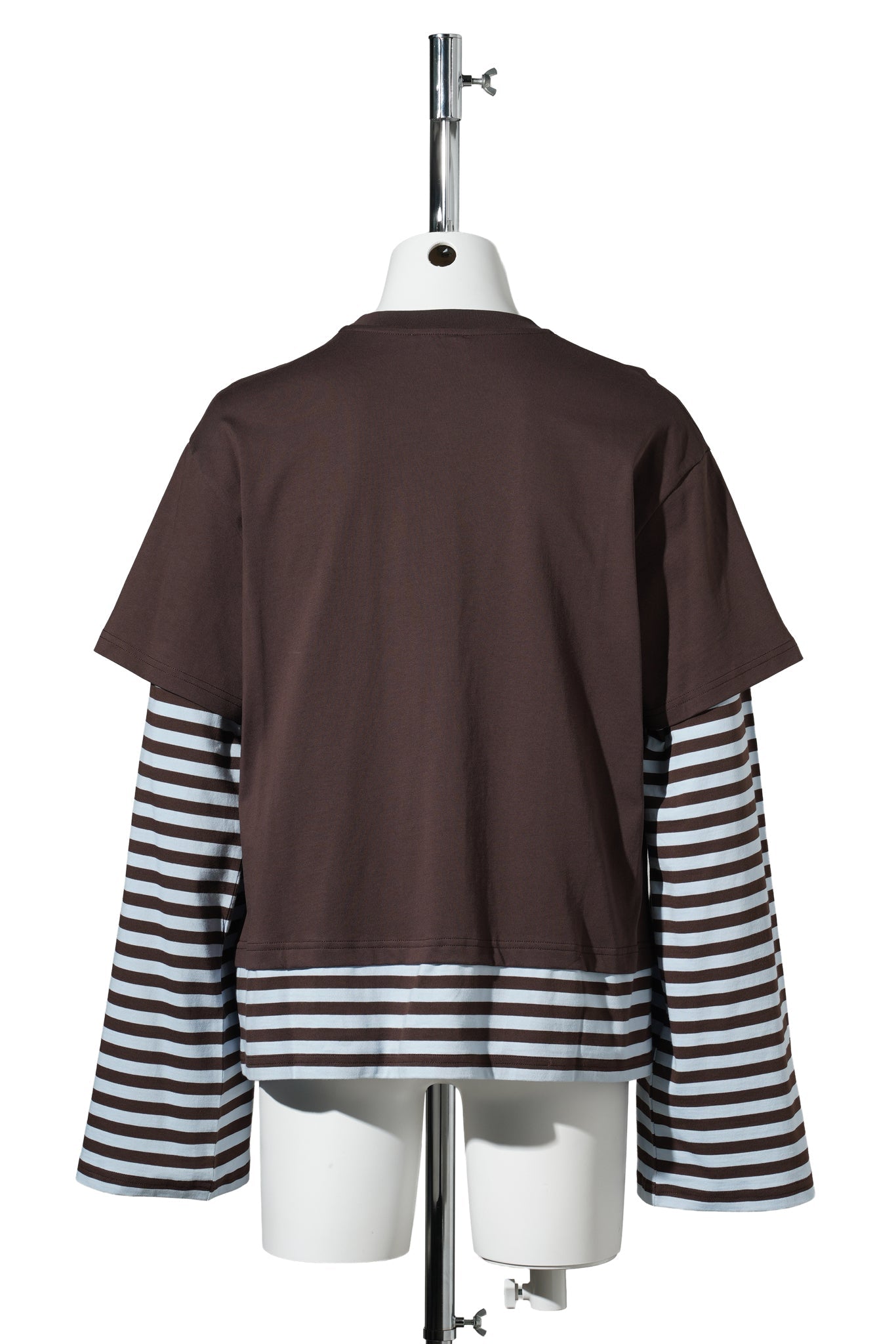 LONG SLEEVE 2-IN-1 TEE WITH KNIT PATCH / BROWN