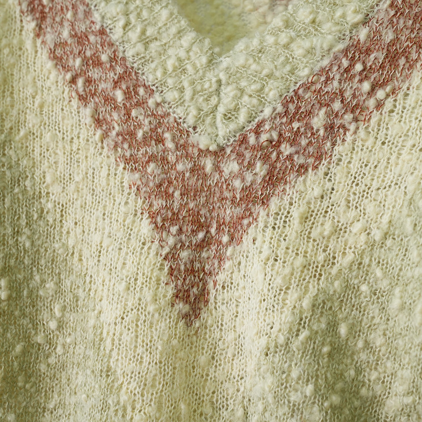 SPECKLED YARN JUMPER WITH V NECK / CREAM SPECK