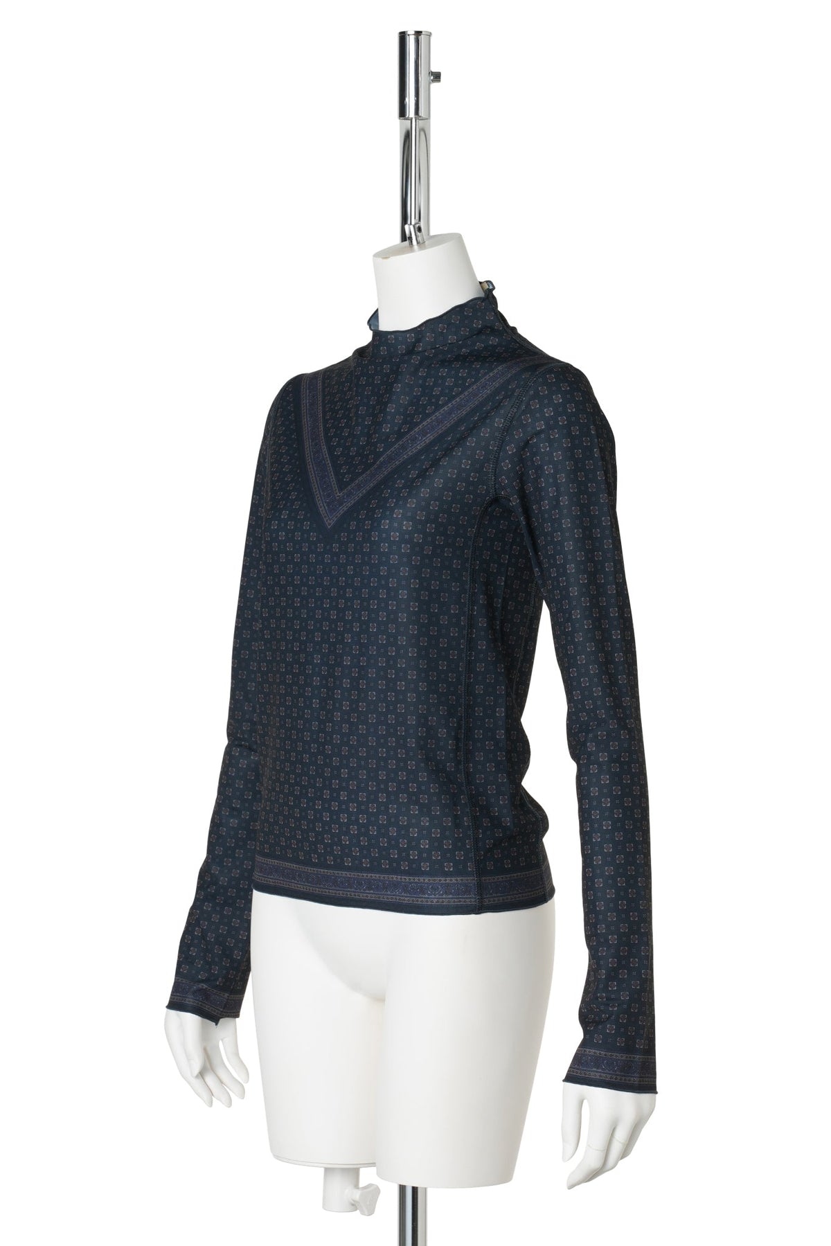 THIN JERSEY TOP WITH SPORT FINISHINGS / SCARF