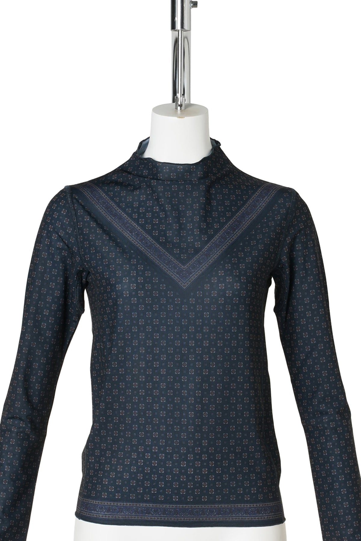 THIN JERSEY TOP WITH SPORT FINISHINGS / SCARF