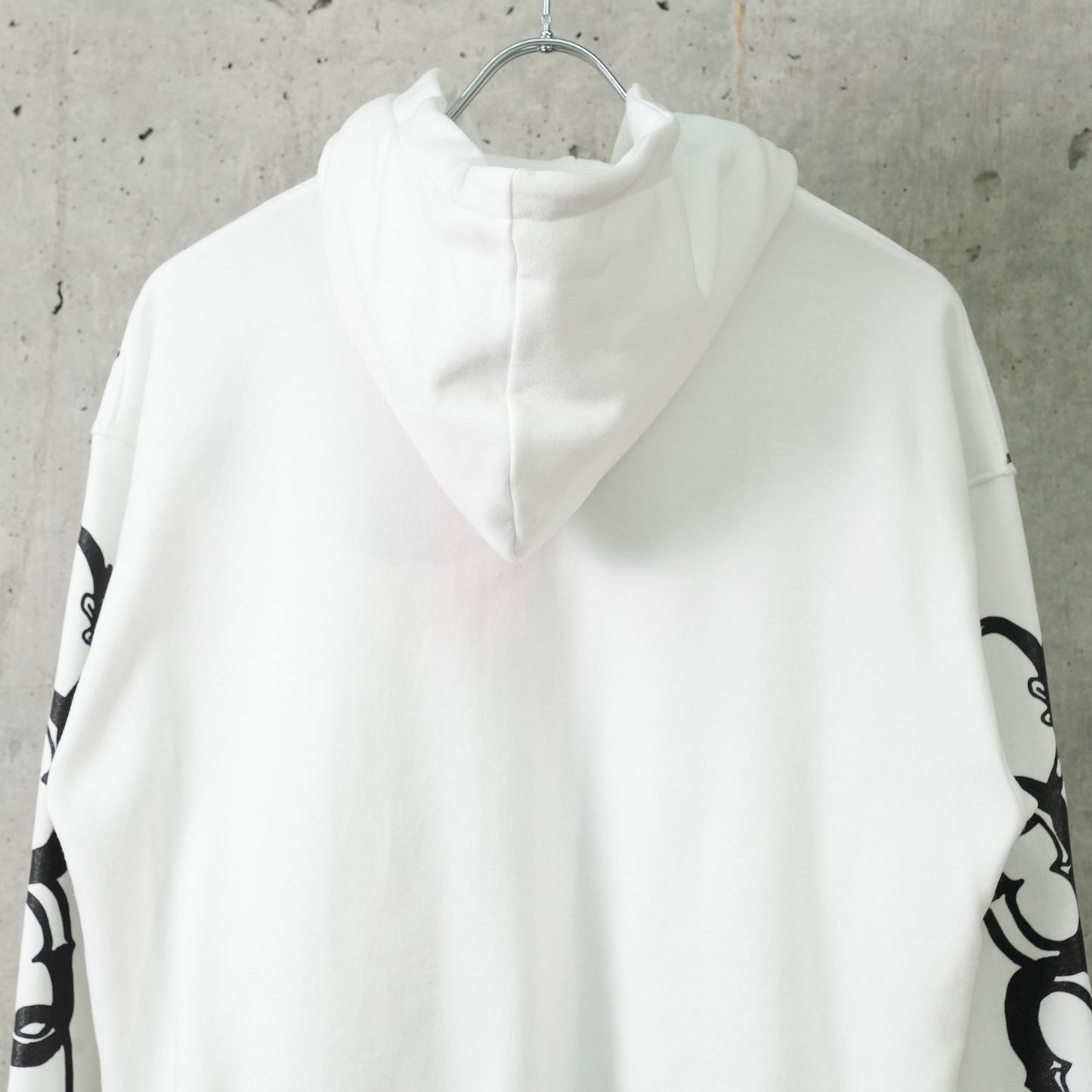 SCREEN PRINTED ZIP UP HOODIE / BLACK AND WHITE