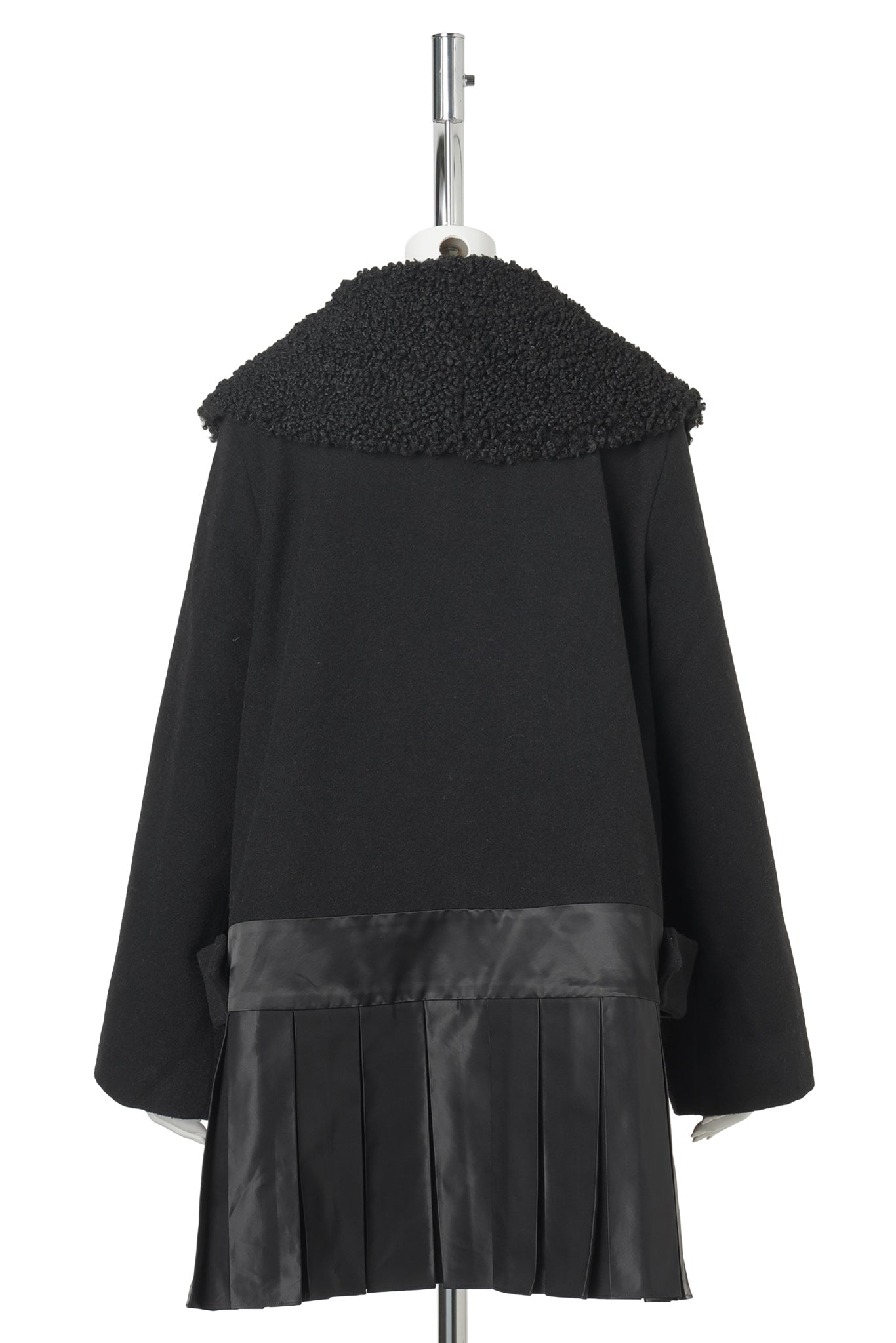 BLACK FUDGE BUCKLE COAT / BLACK