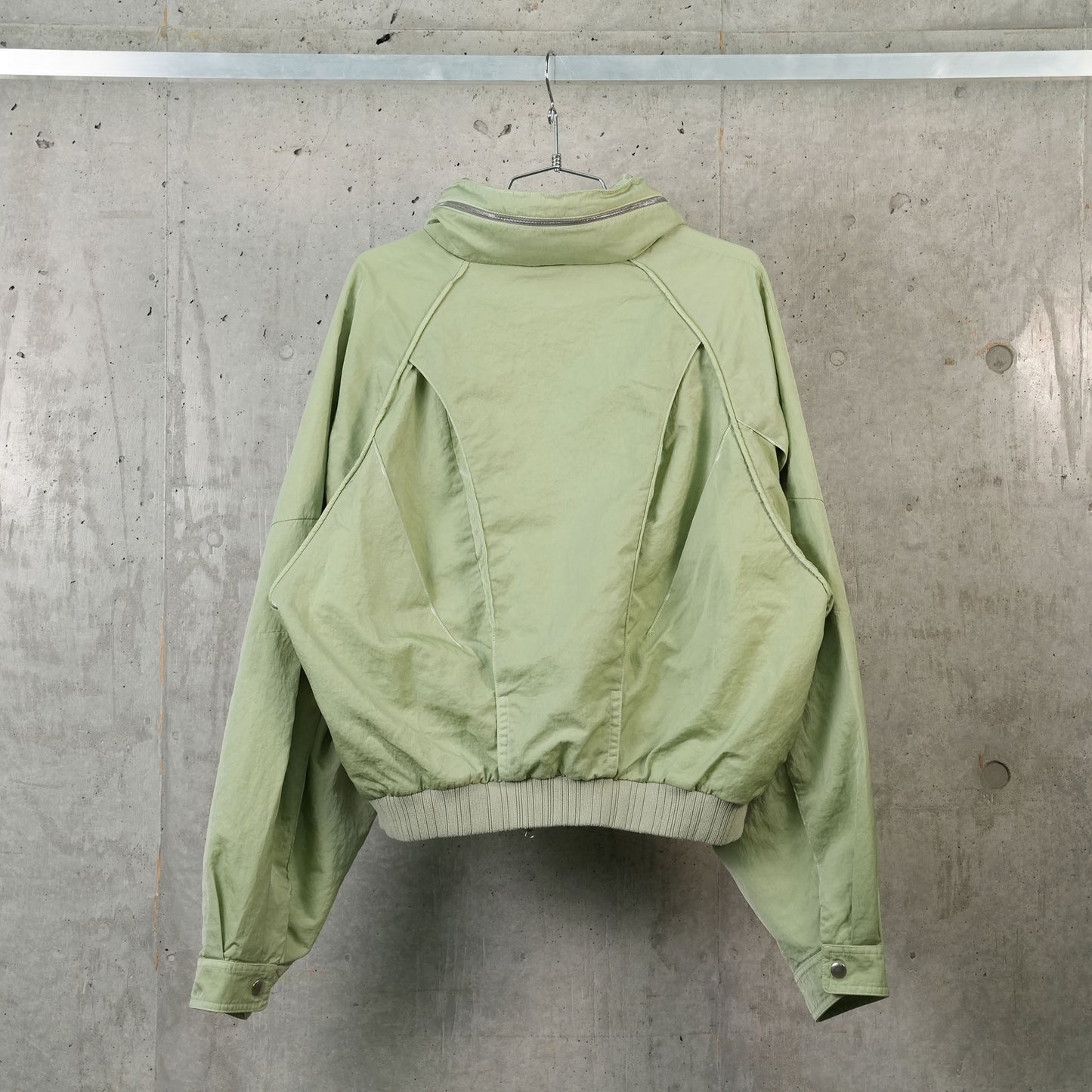 ANATOMICAL PARACHUTE BOMBER / LIGHT MINT GREEN