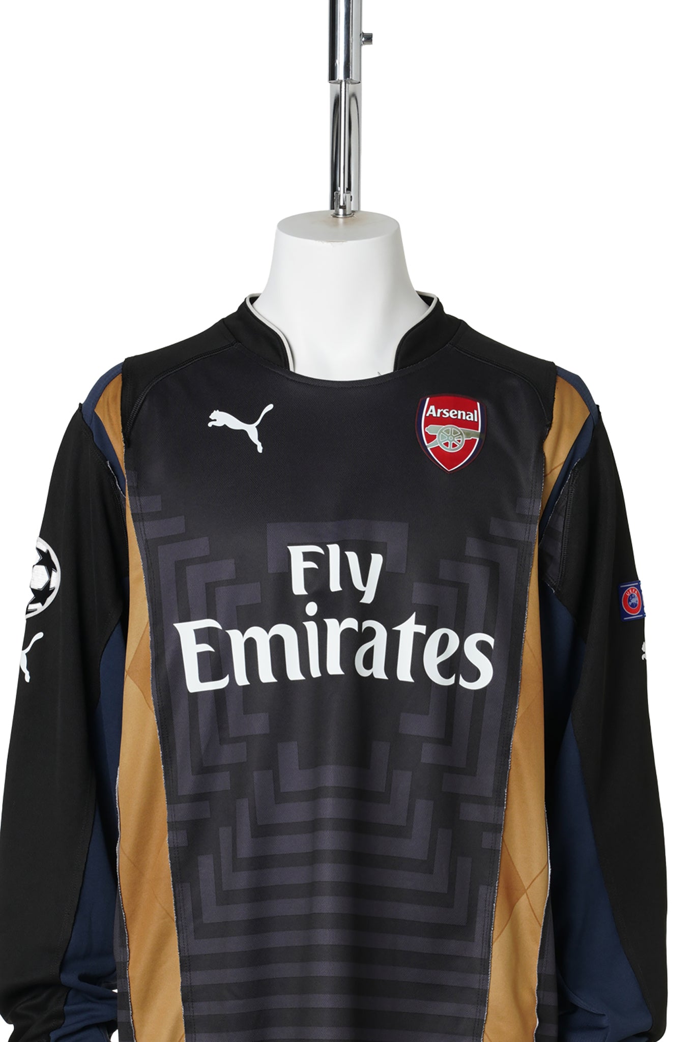 RECONSTRUCTED HYBRID VINTAGE LONGSLEEVEFOOTBALL JERSEY (ARSENAL 2014 and 2015) / MULTI COLOUR