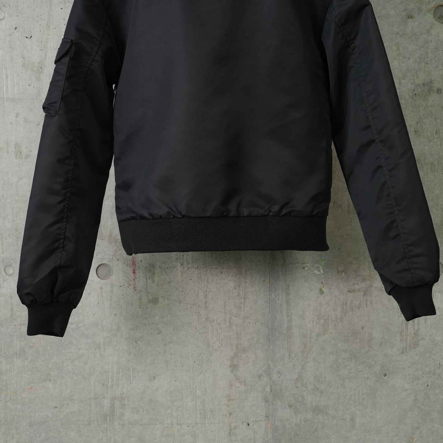 CUT-OUT BOMBER JACKET / BLACK