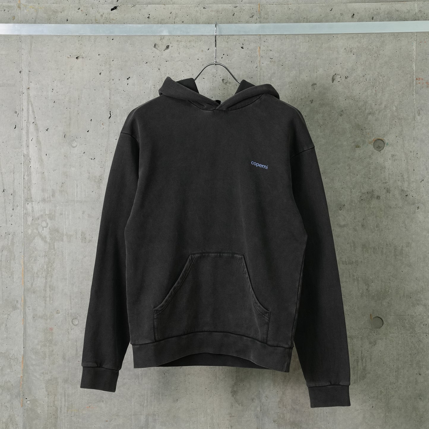 WASHED HORN HOODIE / BLACK AND BLUE