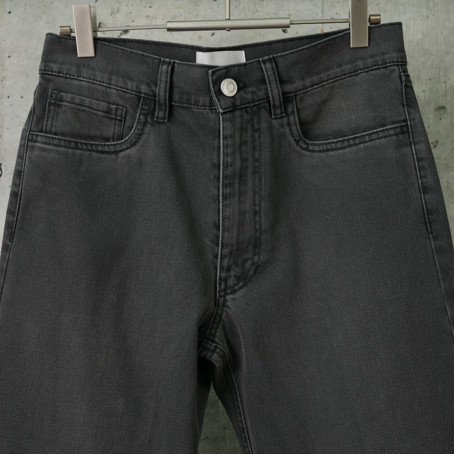 KNEE ZIP DENIM PANTS / GREY