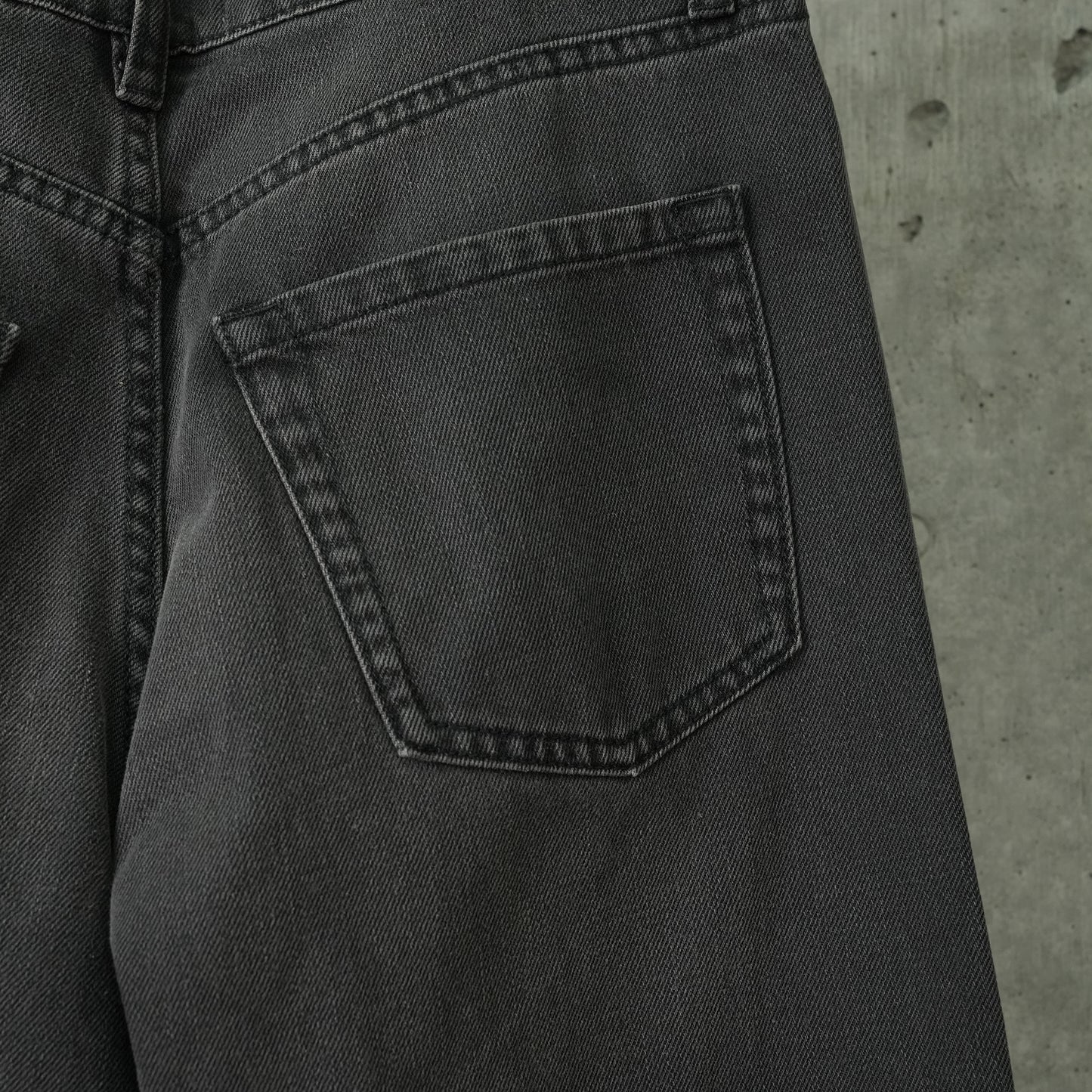 KNEE ZIP DENIM PANTS / GREY