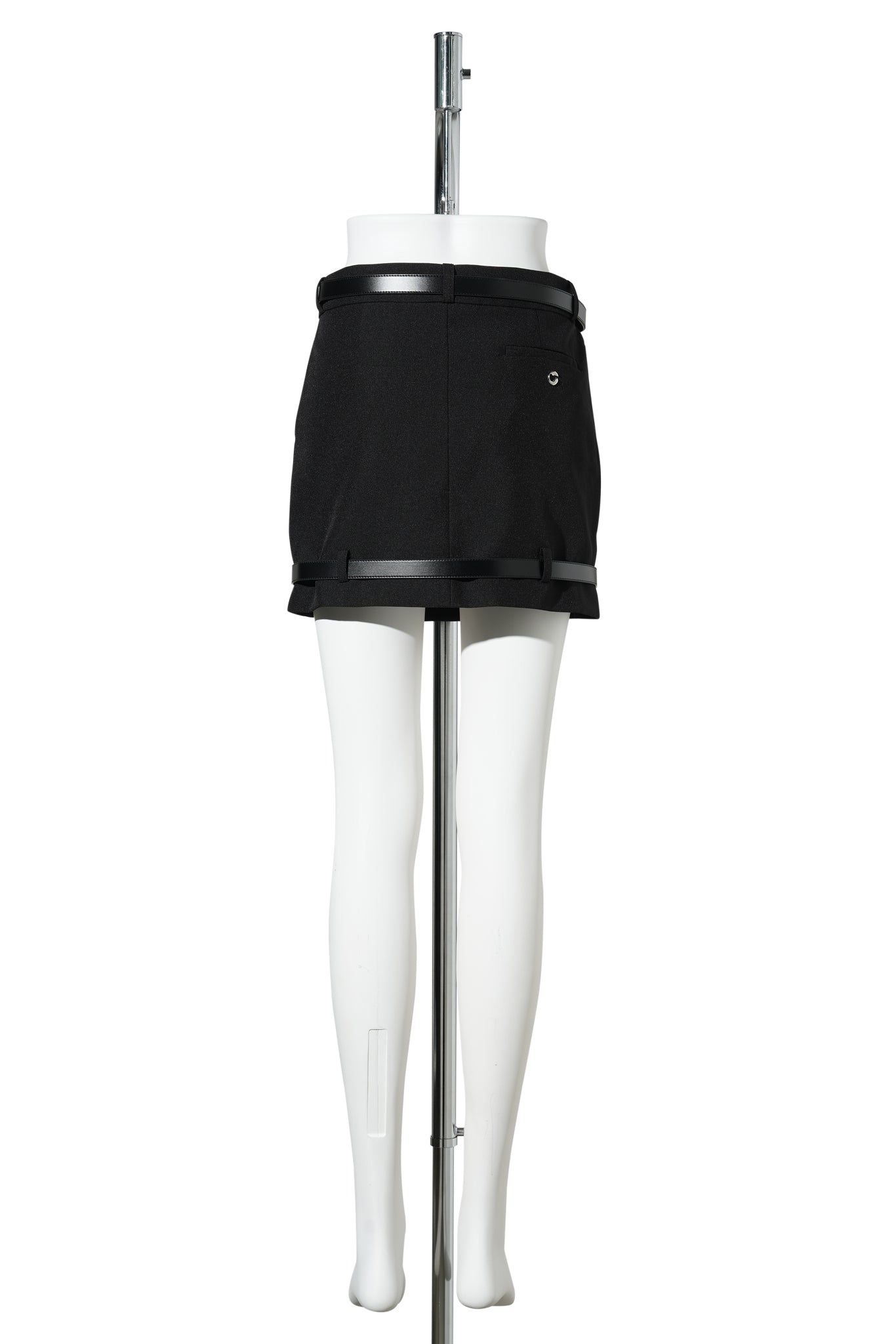 BELTED MINI SKIRT / BLACK