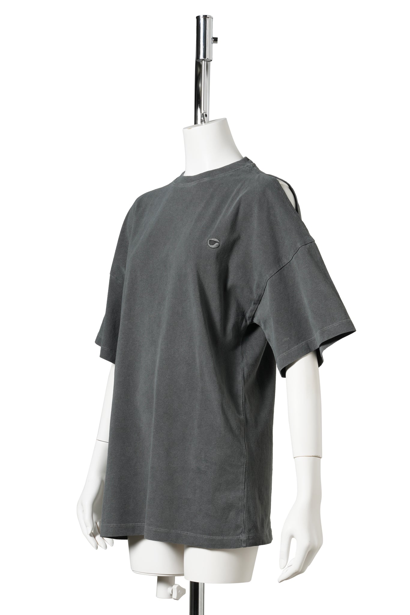 KNITTED OPEN SHOULDER T-SHIRT / GREY DARK