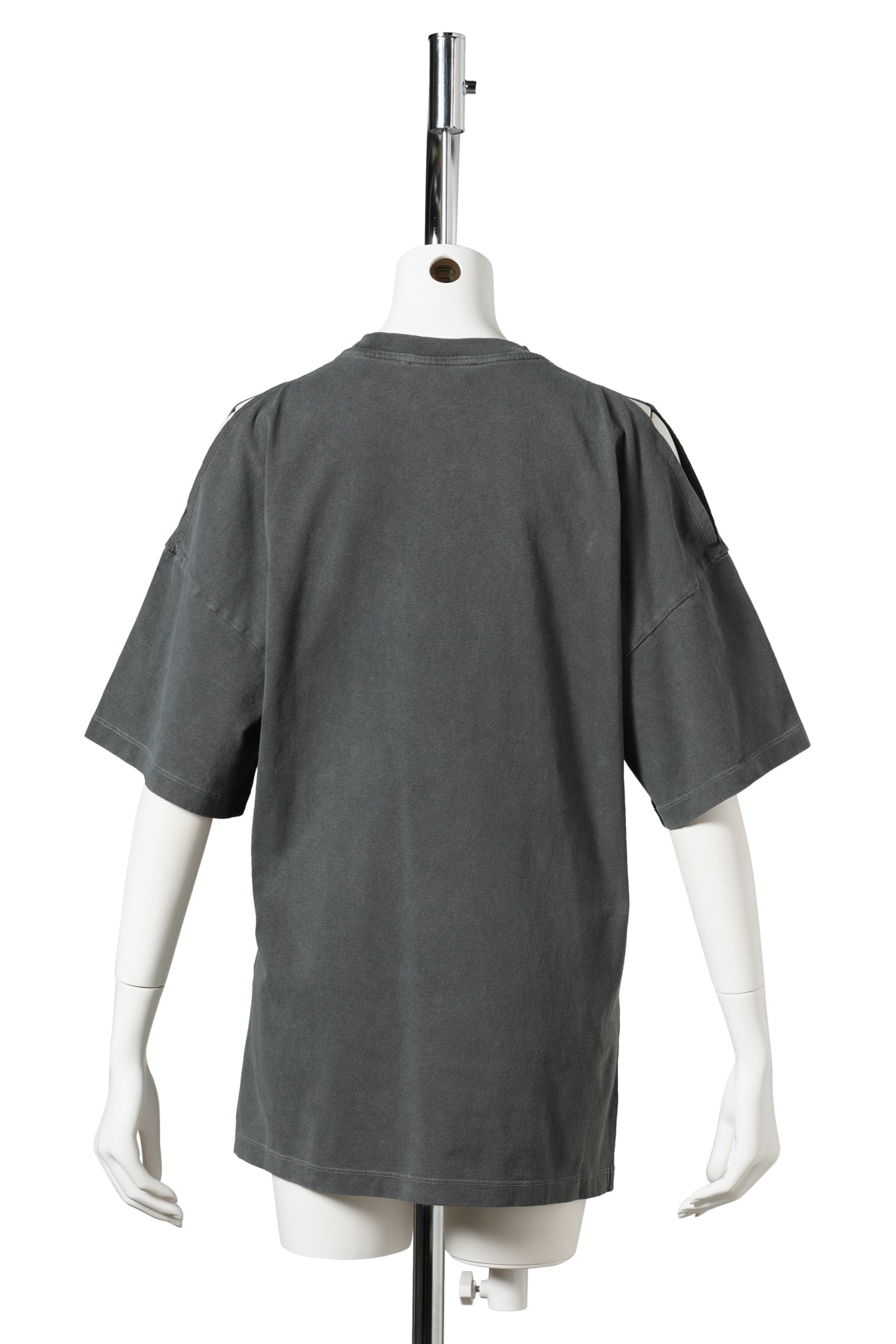 KNITTED OPEN SHOULDER T-SHIRT / GREY DARK