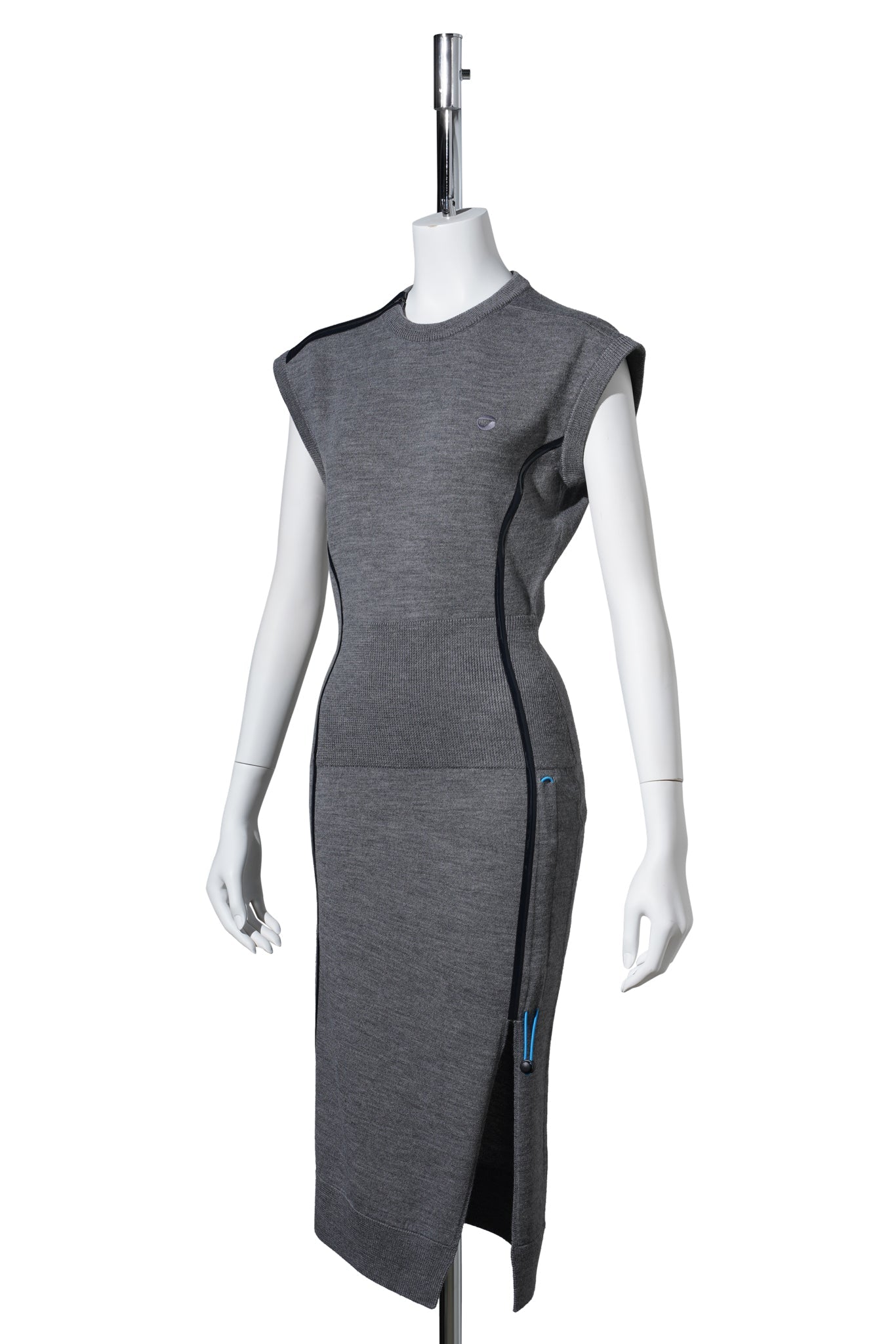 TECH MERINO SHORT DRESS / GREY