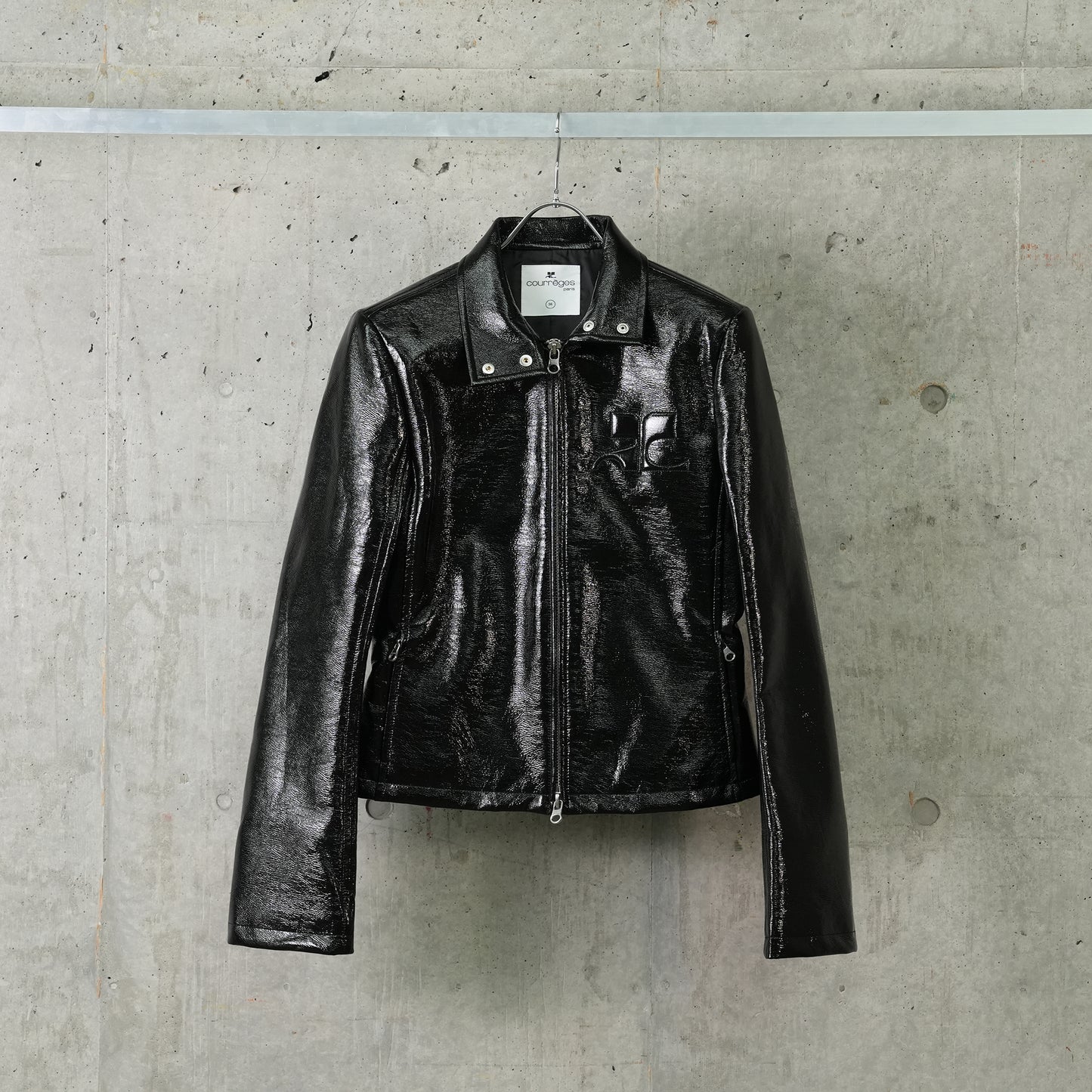 BIKER JACKET ICONIC ZIPPED VINYL / 9999:BLACK