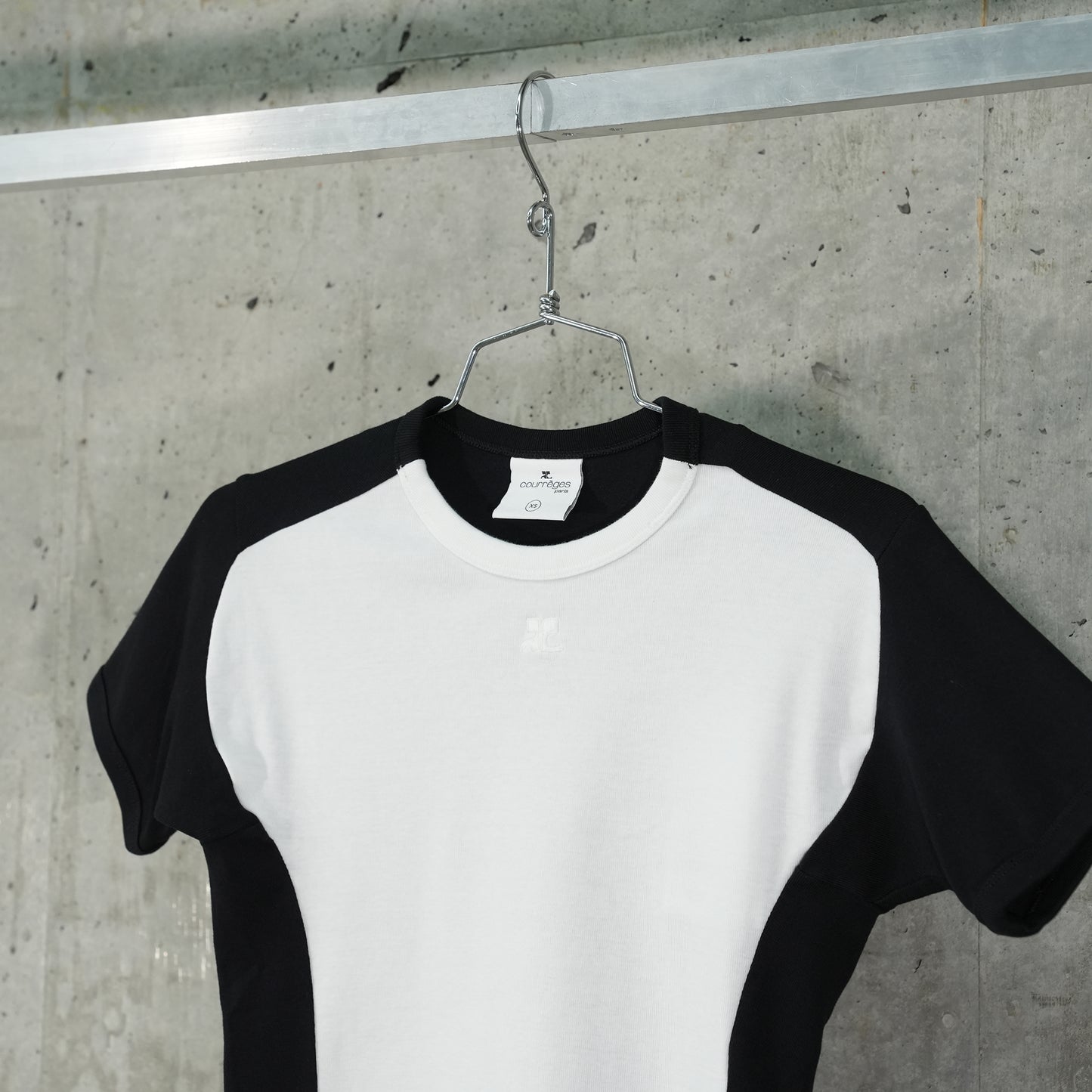 T-SHIRT FRAME CONTRAST / 0098:HERITAGE WHITE/BLACK