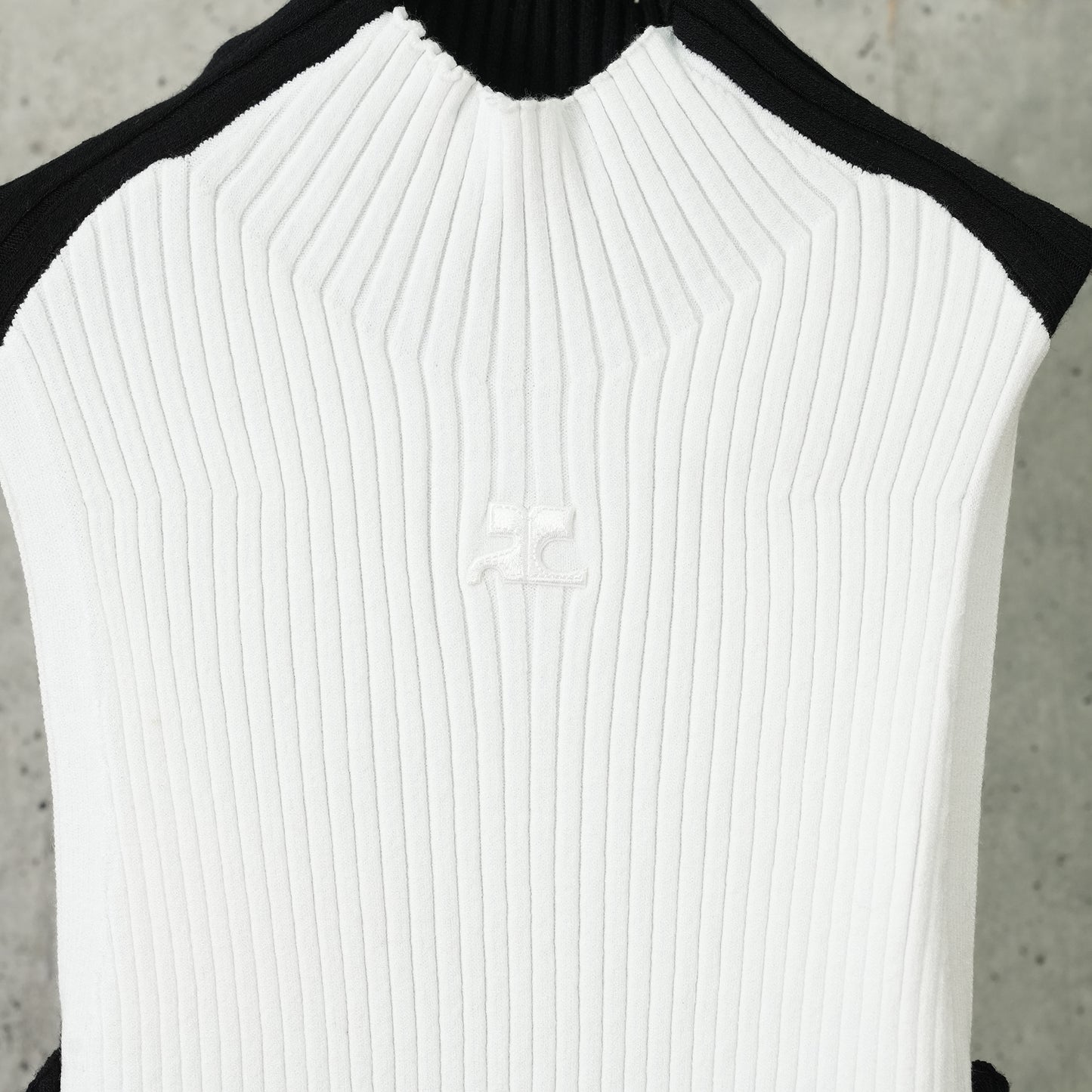 TOP FRAME CONTRAST RIB KNIT / 0999:WHITE/BLACK