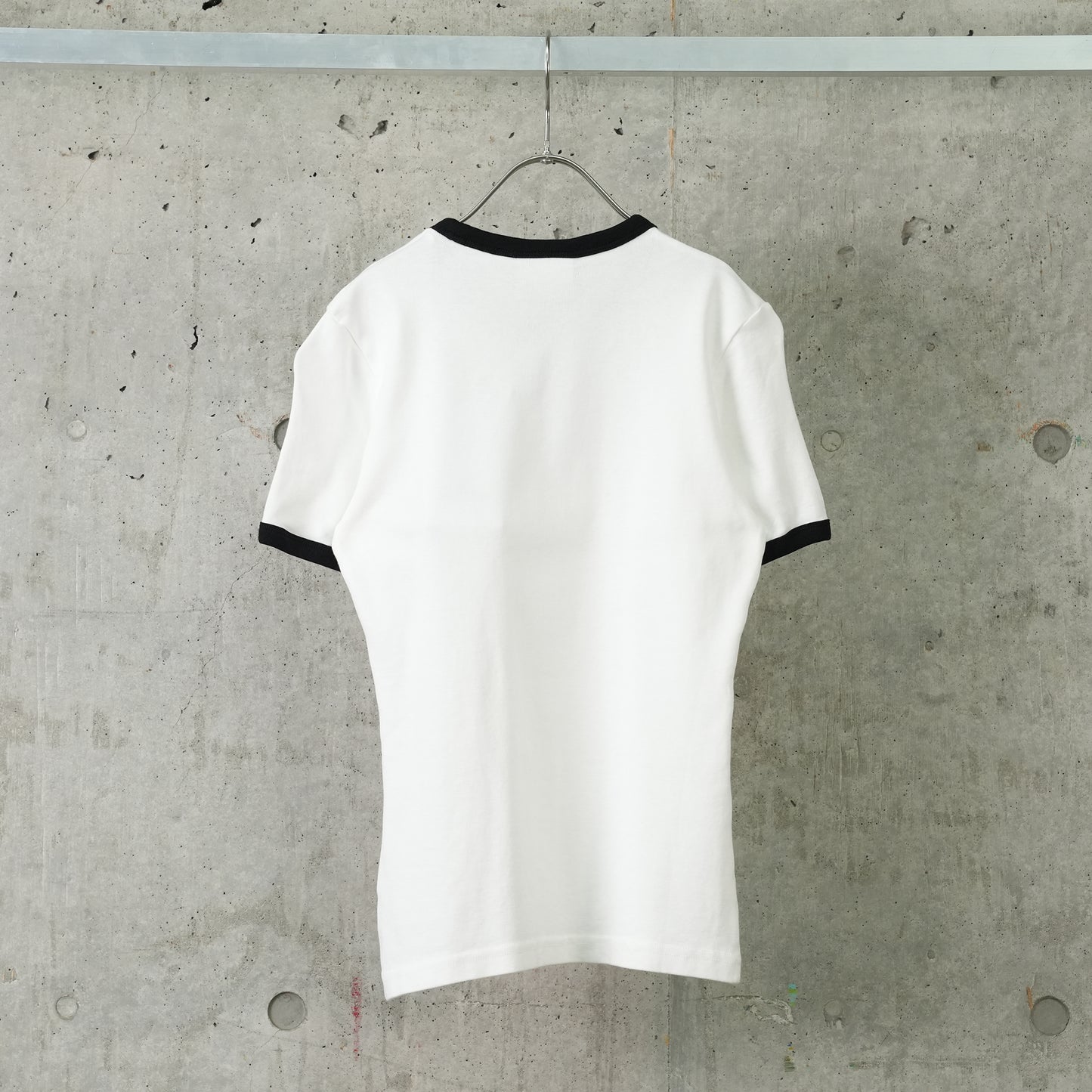 T-SHIRT SIGNATURE CONTRAST / 0098:HERITAGE WHITE/BLACK