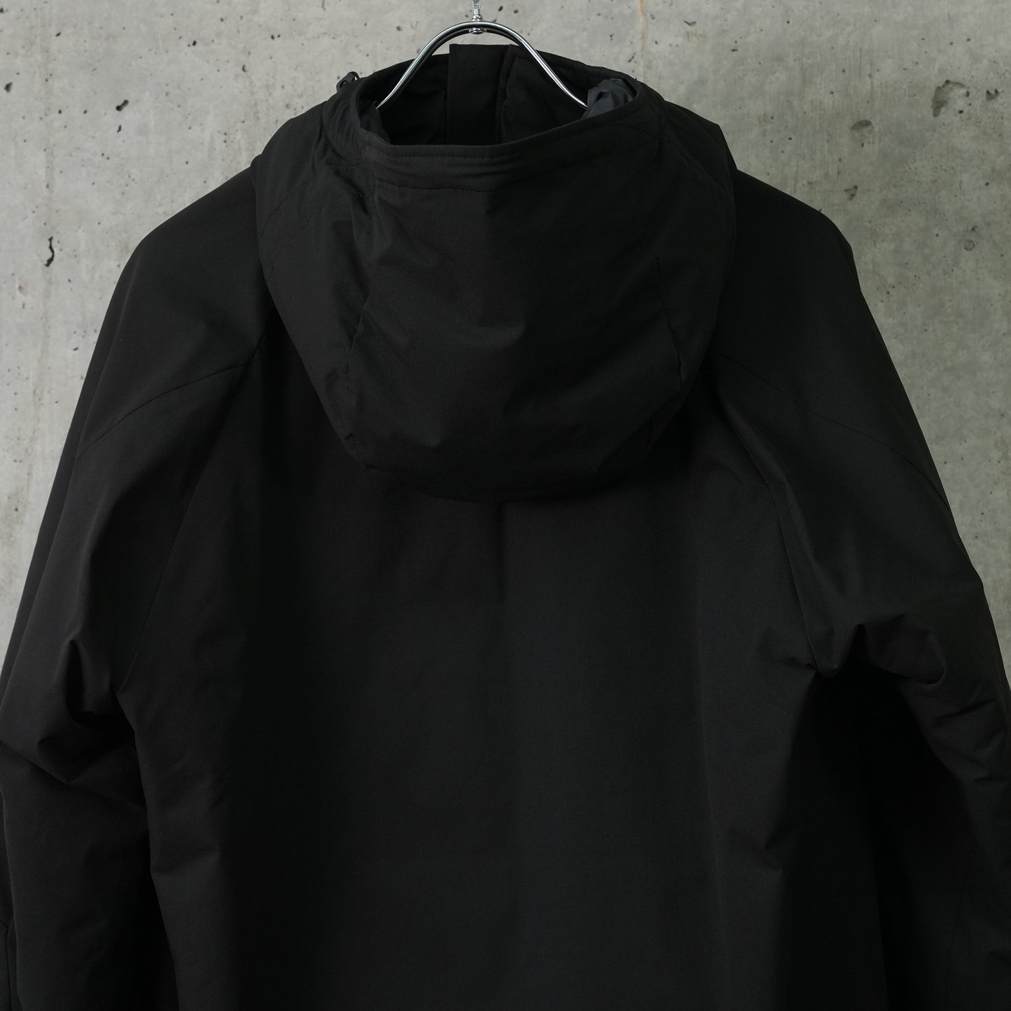 TEK PADDED HOODED JACKET / 999:BLACK