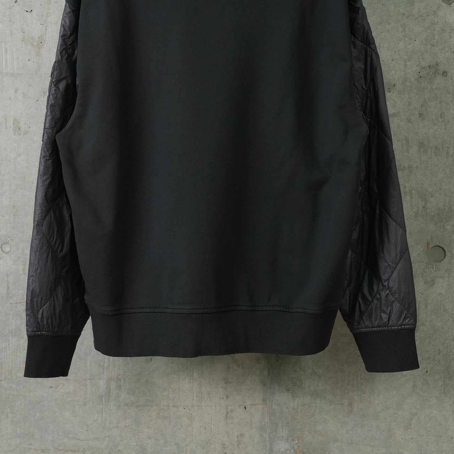 SWEATSHIRT / 995:BLACK SAND