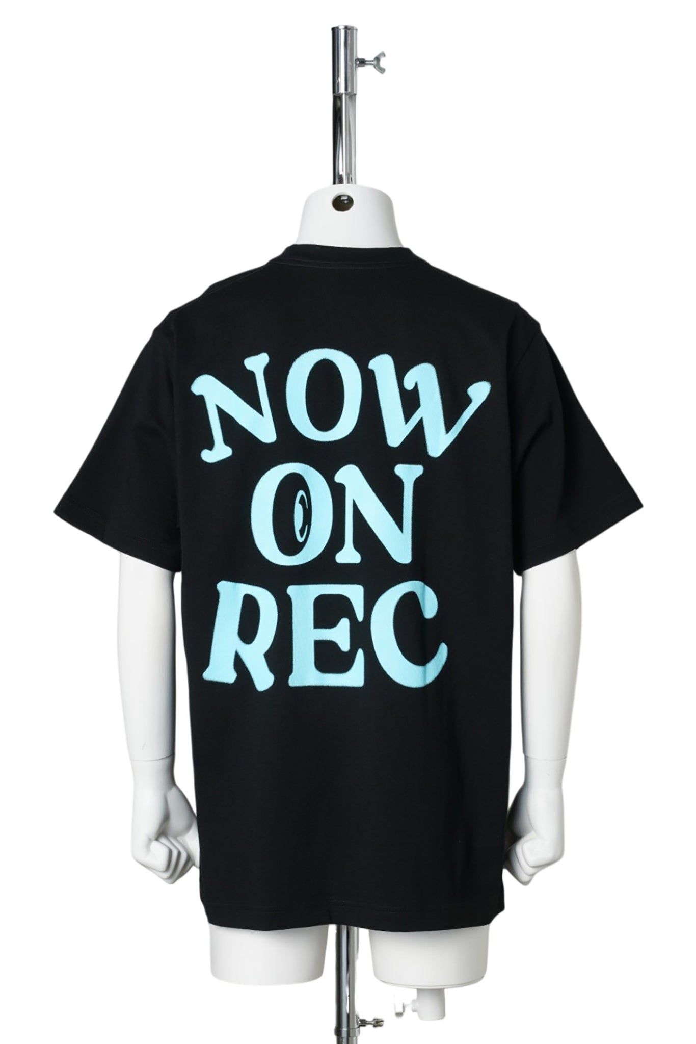 NOW ON REC TEE / BLACK