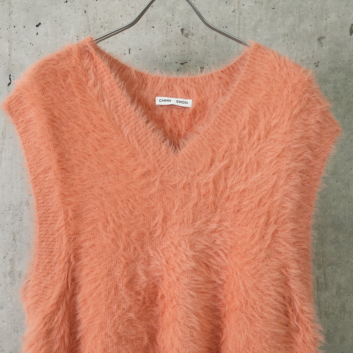 VAL FLUFFY YARN VEST / BLUSH