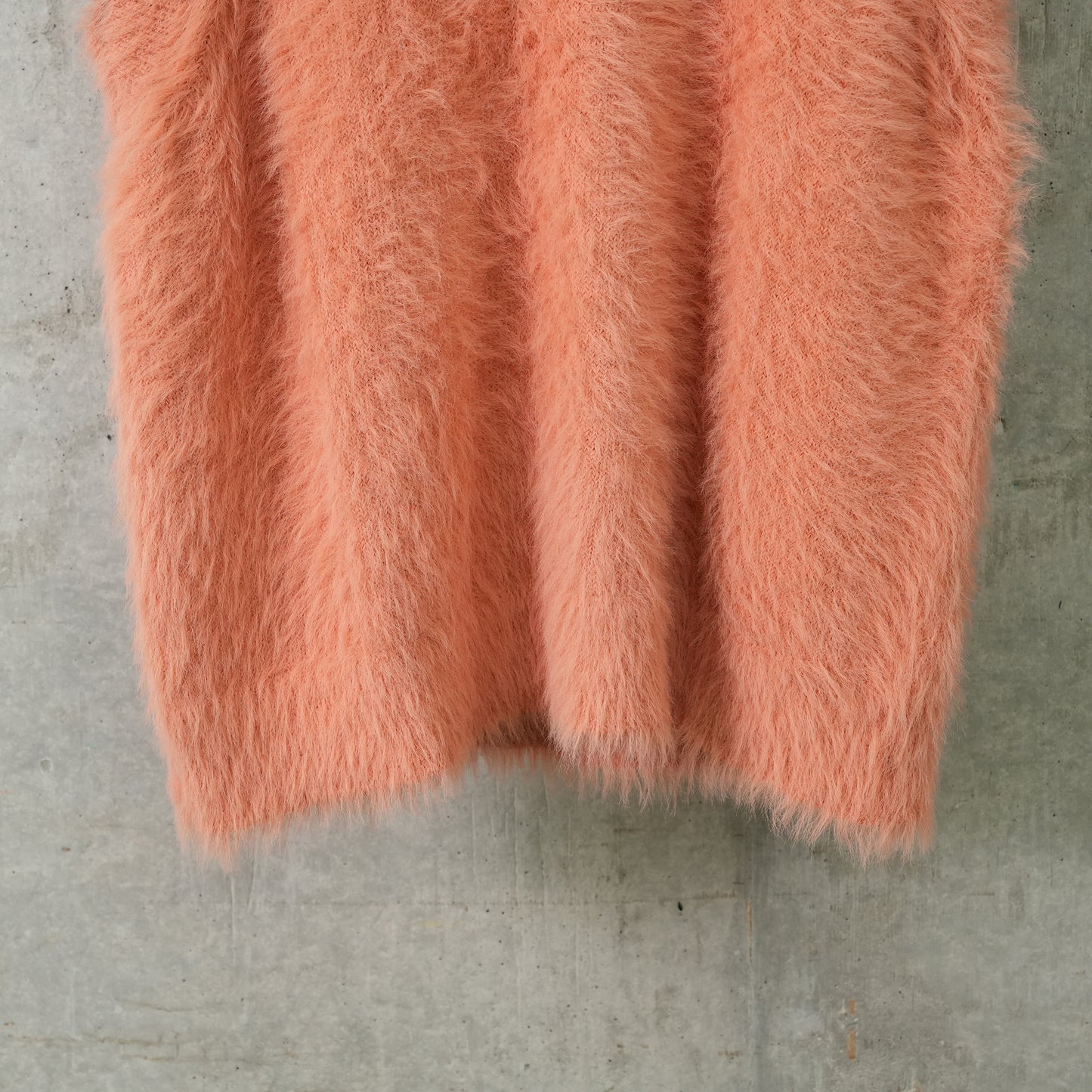 VAL FLUFFY YARN VEST / BLUSH