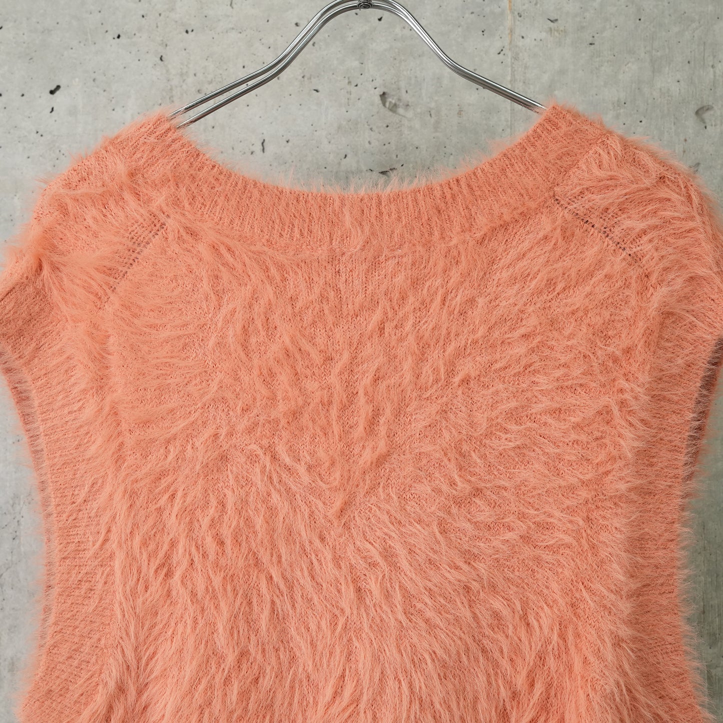 VAL FLUFFY YARN VEST / BLUSH