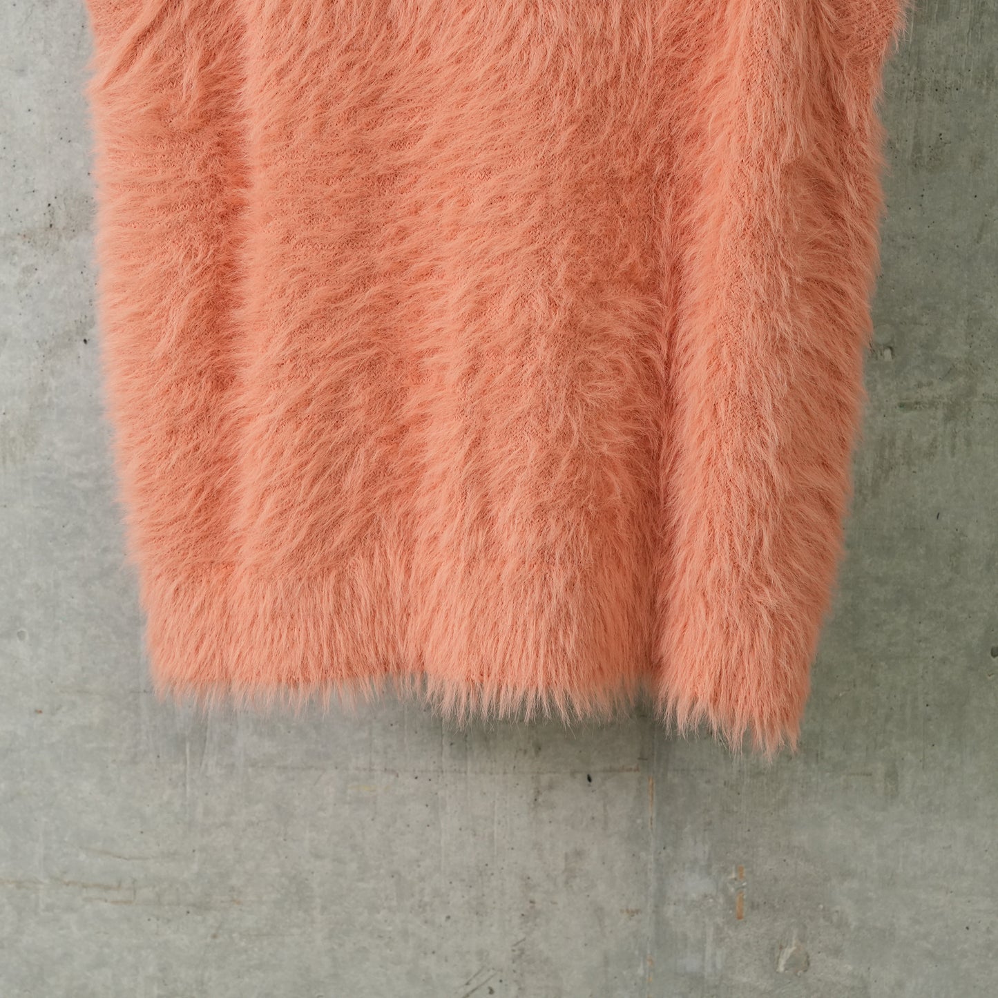 VAL FLUFFY YARN VEST / BLUSH