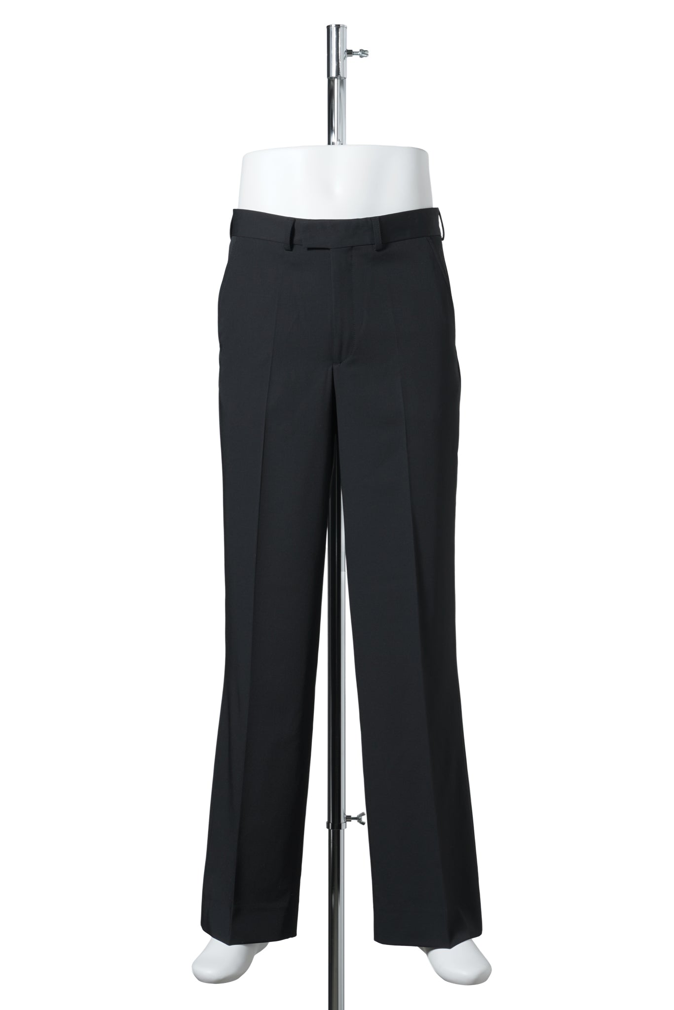 FLAT FRONT RELAXED-FIT TROUSER WITH STRAIGHT LEG. / BLACK