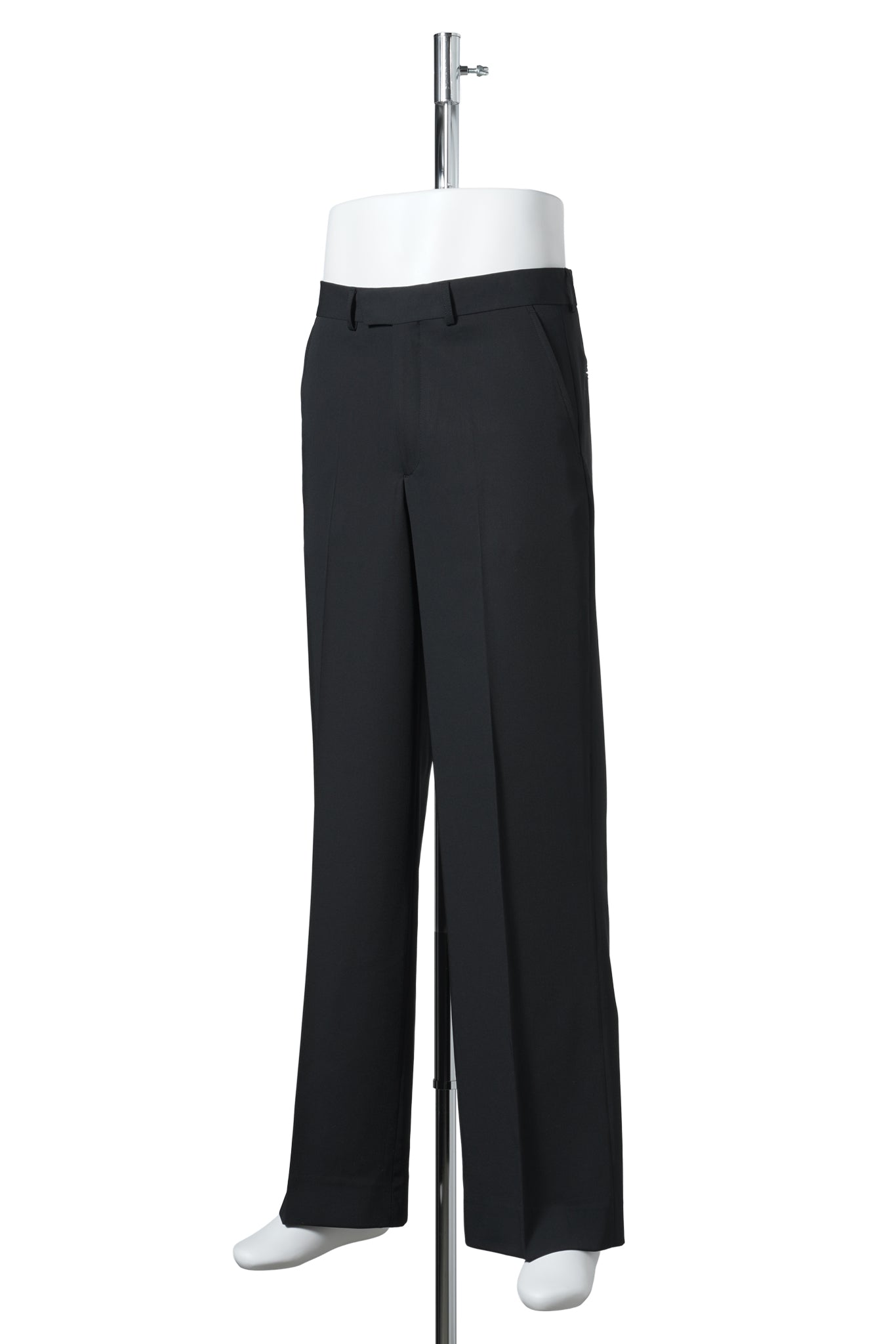 FLAT FRONT RELAXED-FIT TROUSER WITH STRAIGHT LEG. / BLACK