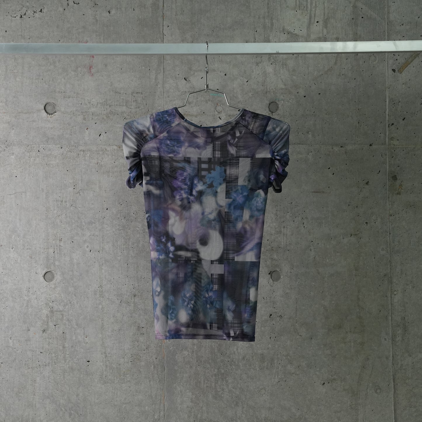 ARC S/S TOP / NAVY GARDEN BLUR