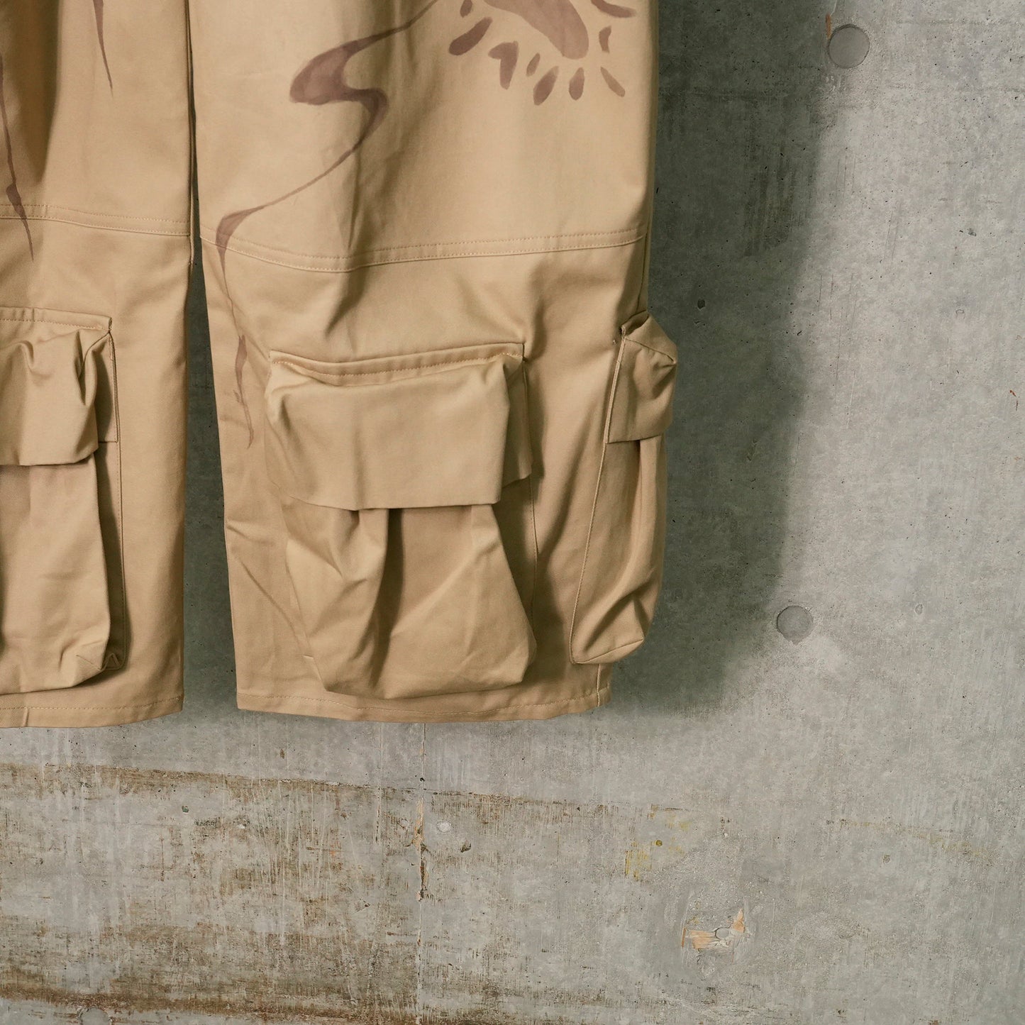 GARDEN CARGO PANT / SAND DAISY