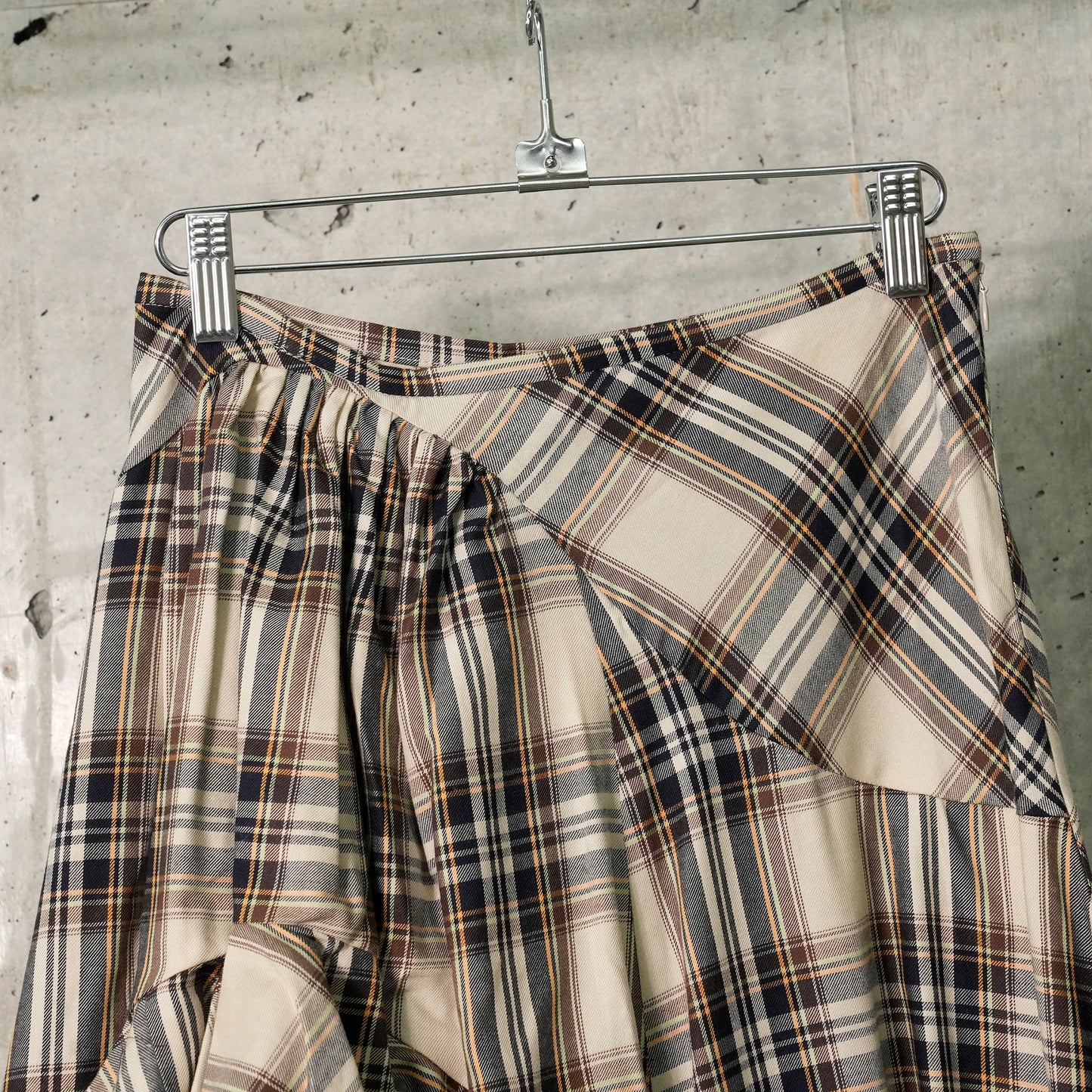 FLORIST SKIRT / SAND PLAID