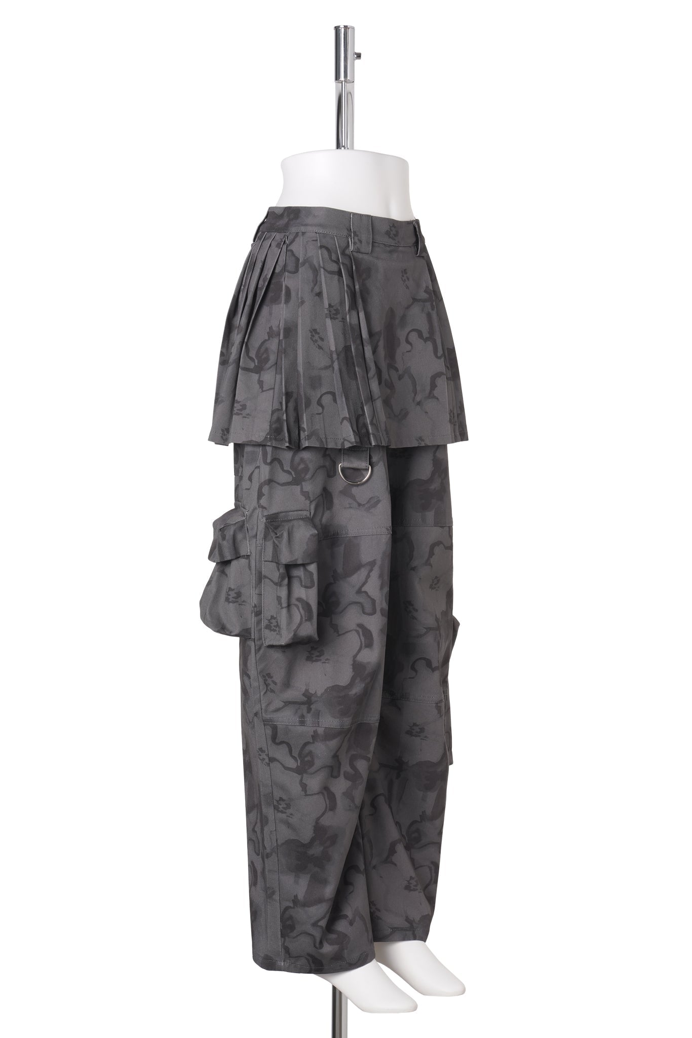 LAWN SKIRT CARGO PANT / BLACK FLORAL SCRIBBLE