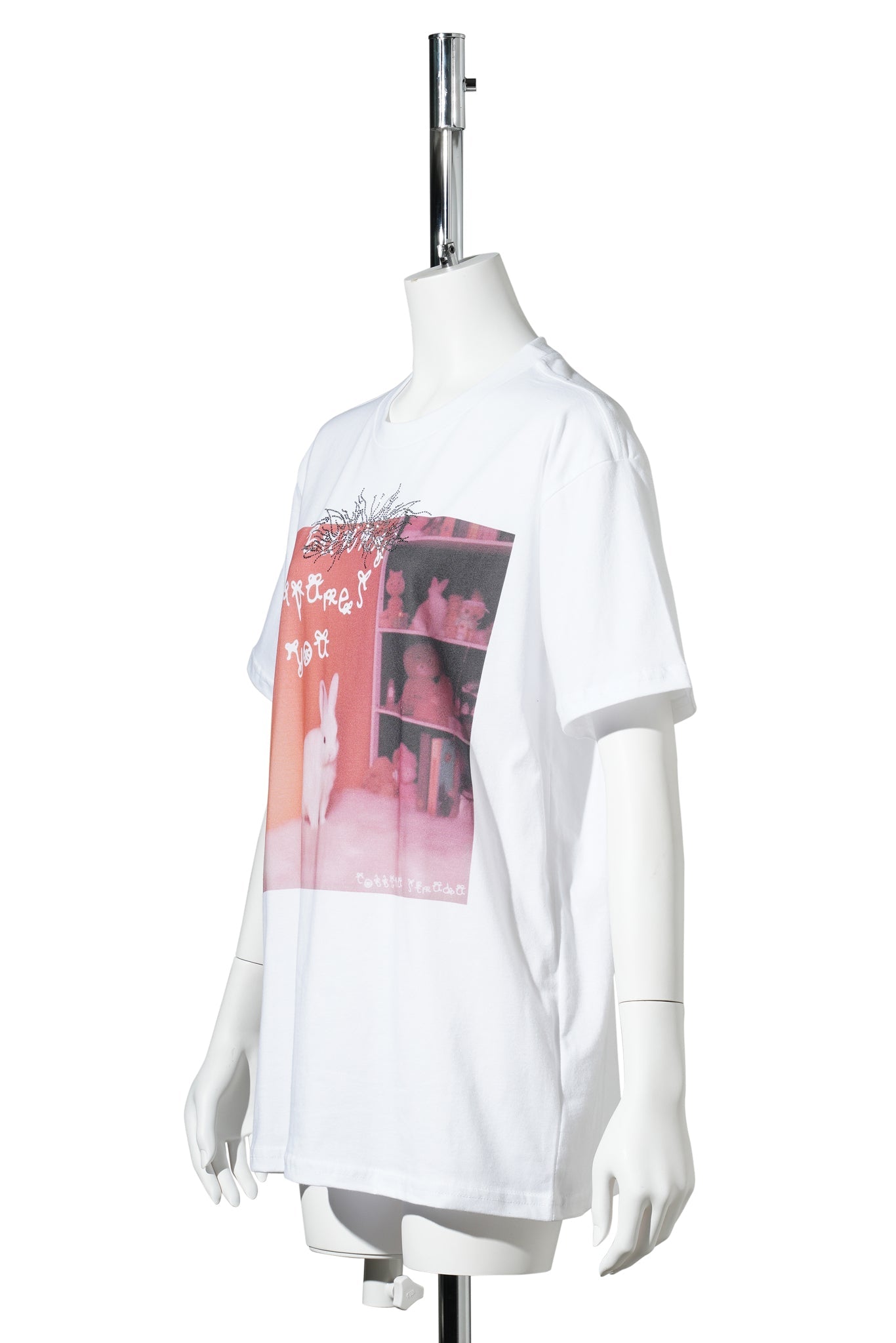 RHINESTONE GRAPHIC TEE / NO BUNNY COMPARES