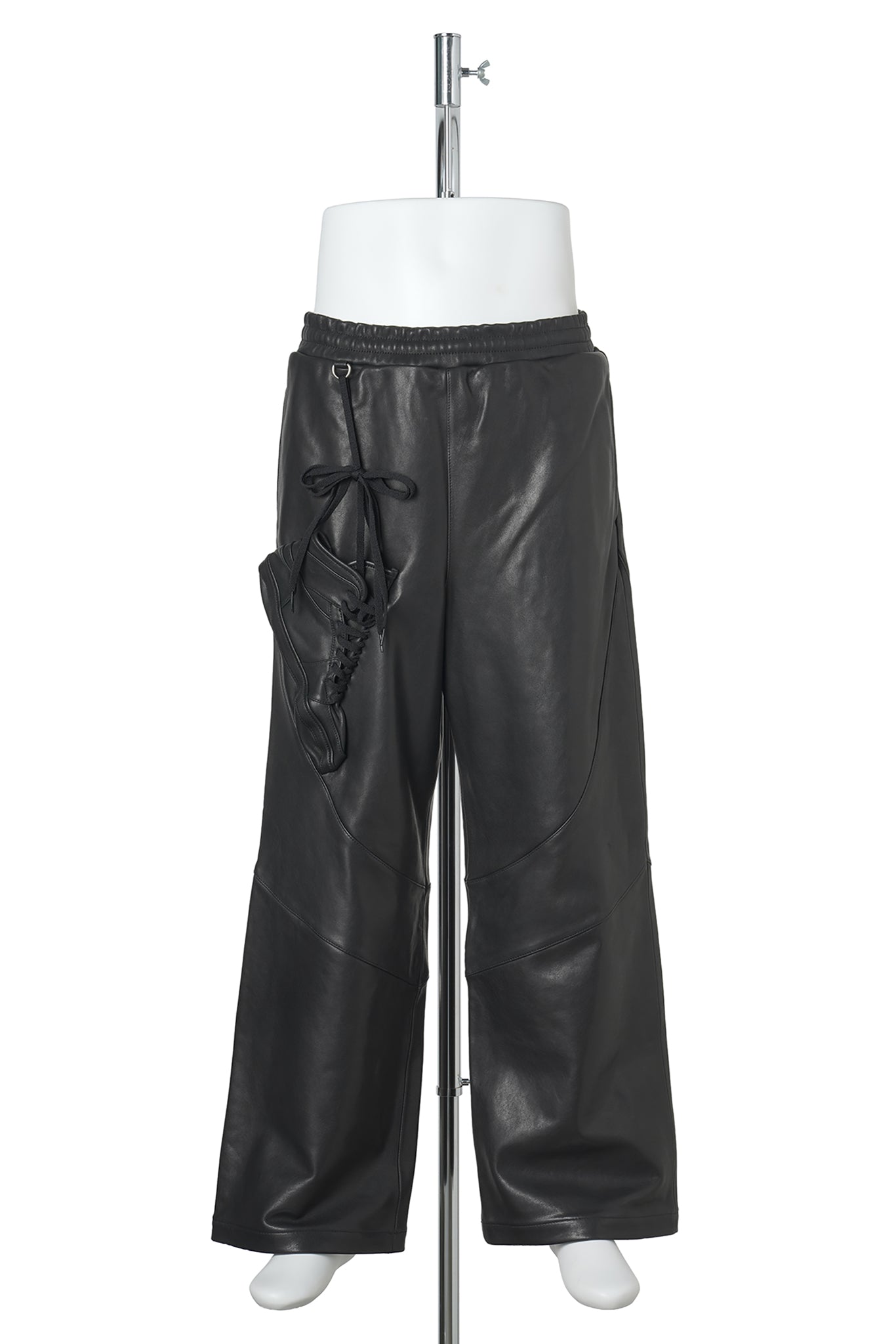 BASKETBALL SHOE POCKET LEATHER PANTS / BLACK